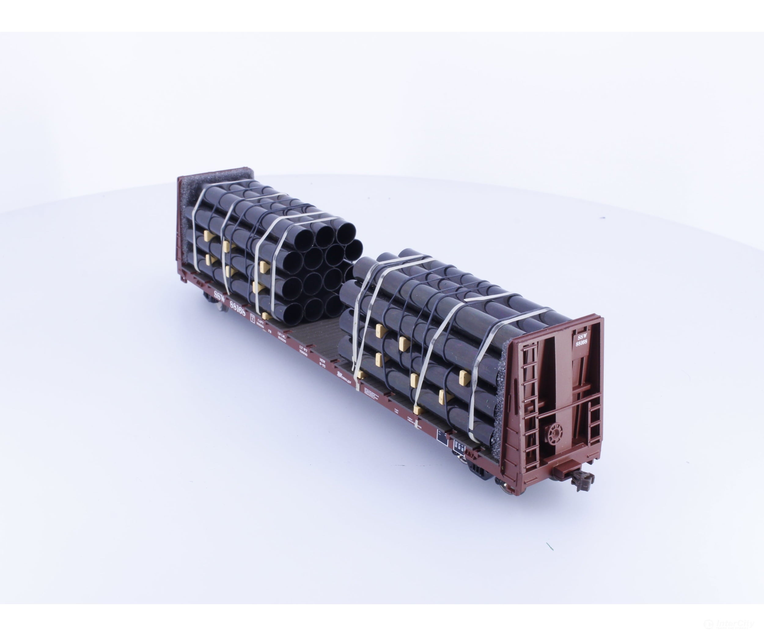 Athearn 92708 HO 60’ Bulkhead Flatcar with Pipe Load St Louis Southwestern (SLSW/SSW) 88168 - Freight Cars