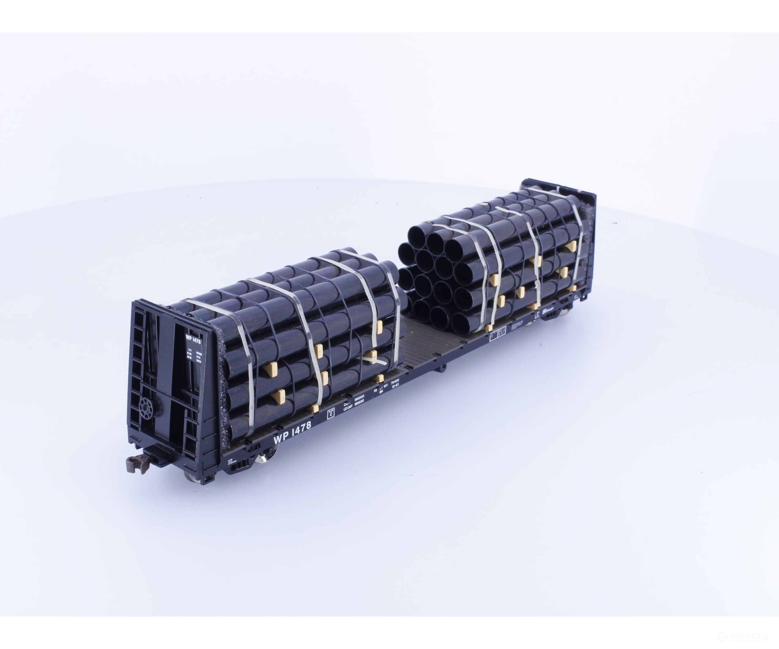 Athearn 92711 HO 60’ Bulkhead Flatcar with Pipe Load Western Pacific (WP) 1478 - Freight Cars