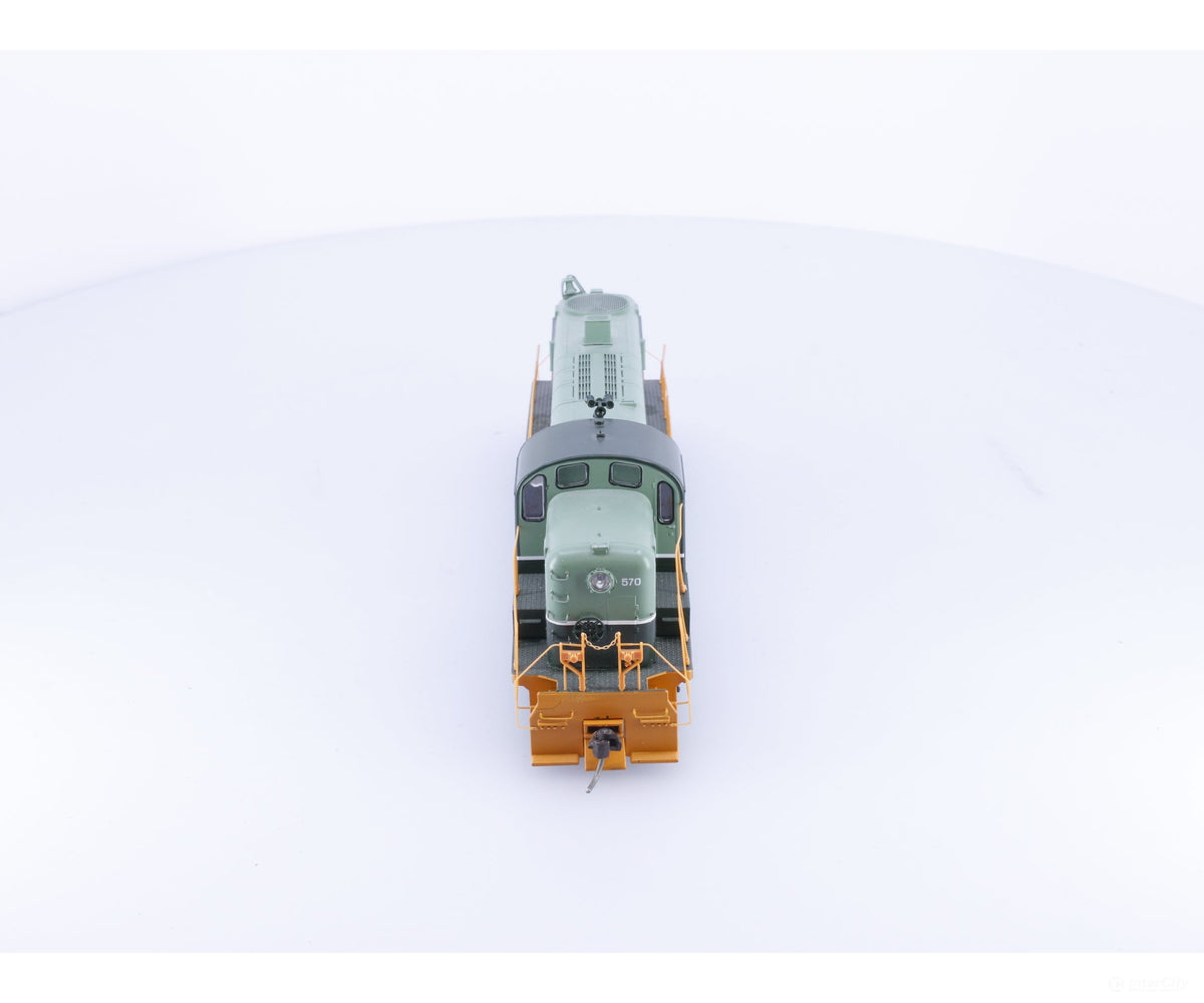 Athearn 94087 HO RS-3 Diesel Locomotive BC Rail (BCOL) 570 DCC - Locomotives