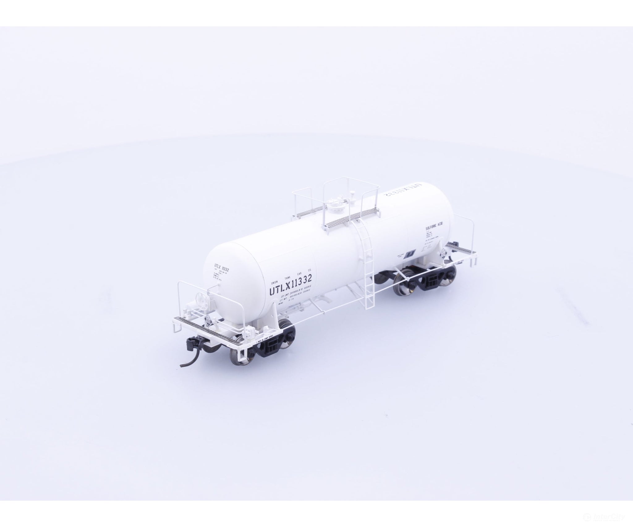 Athearn 96113 HO UTC 13000 Acid Tank Car Union Tank Car (UTLX) 11332 - Freight Cars