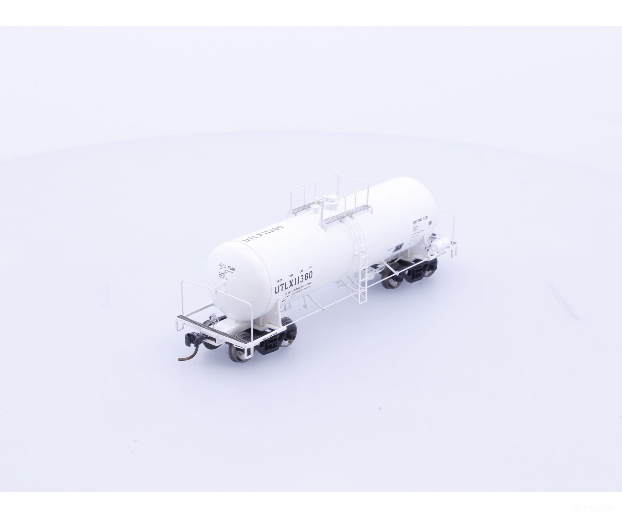 Athearn 96114 HO UTC 13000 Acid Tank Car Union Tank Car (UTLX) 11360 - Freight Cars