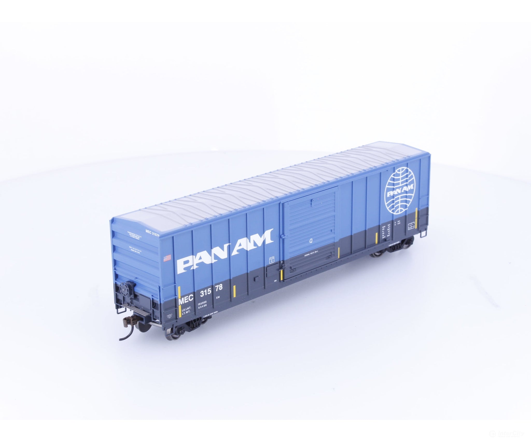 Athearn ATH18702 HO 50’ FMC 5347 Box Car Pan Am 31578 - Freight Cars