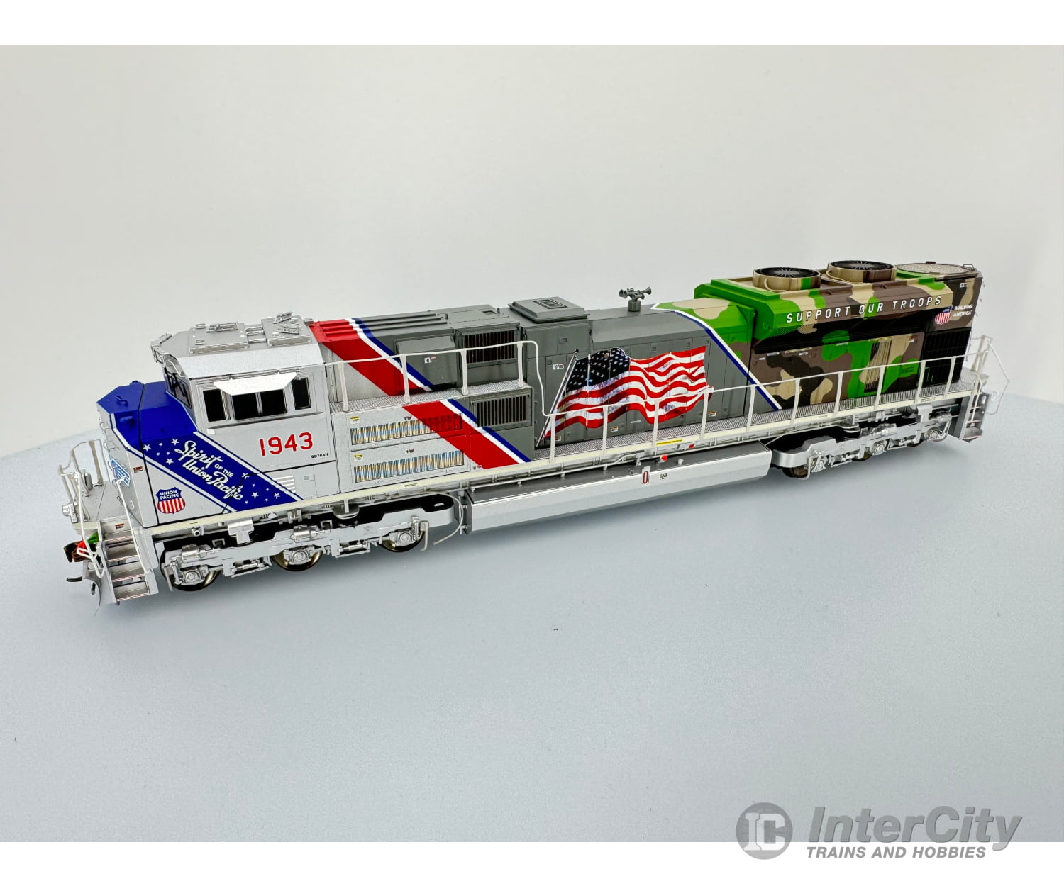 Athearn Athg01943 Ho Sd70Ace (Sd70Ah) 1943 ’Spirit Of Union Pacific’ Pacific (Up) Dcc & Sound