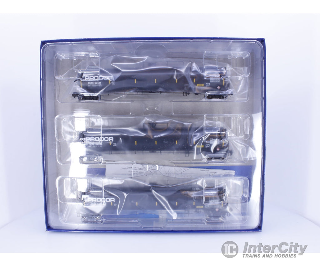 Athearn ATHG25586 HO UTC 33K LPG Tank Car 3 Pack Procor Leasing (PROX) 34361/39969/39977 Freight Cars