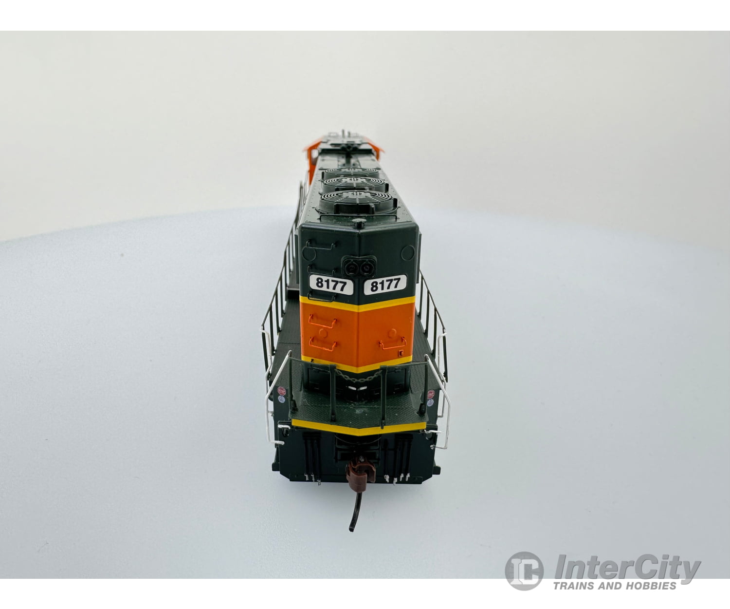 Athearn Athg67398 Ho Sd60M Burlington Northern Santa Fe (Bnsf) 8177 Dcc & Sound Locomotives