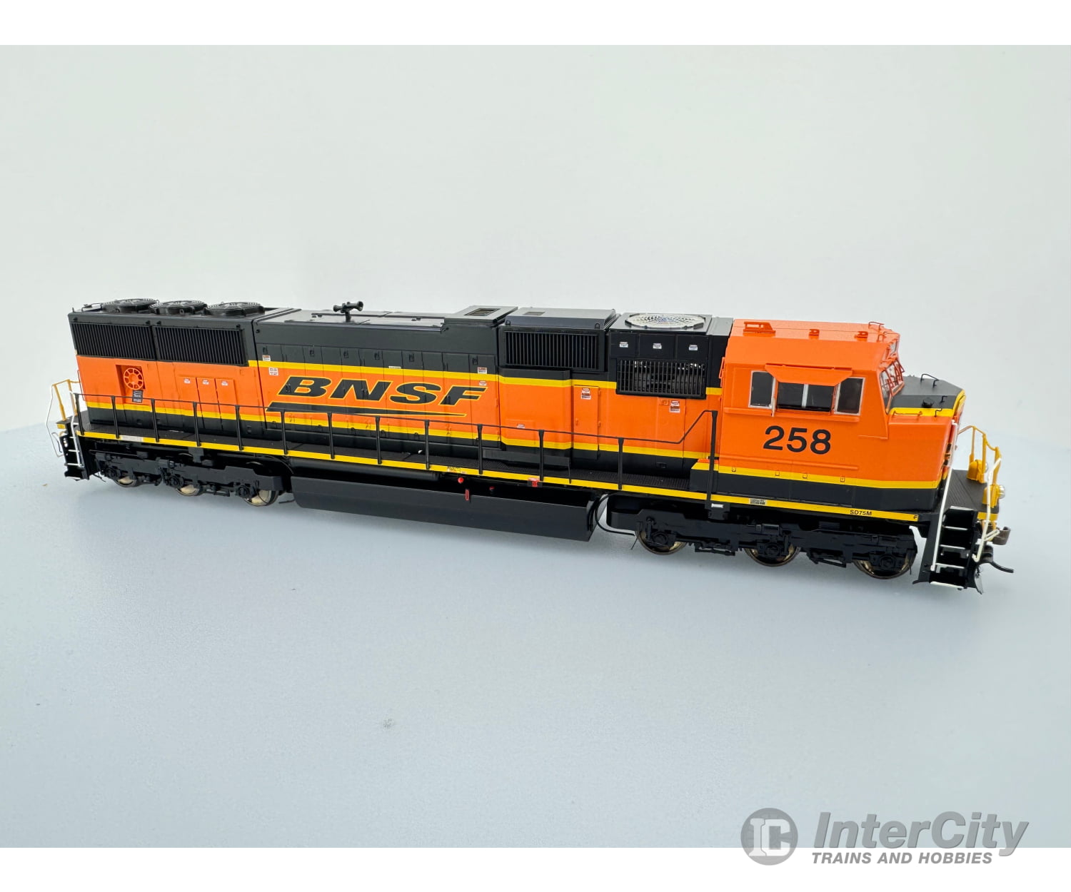 Athearn Athg70648 Ho Sd75M Burlington Northern Santa Fe (Bnsf) 258 Dcc & Sound Locomotives