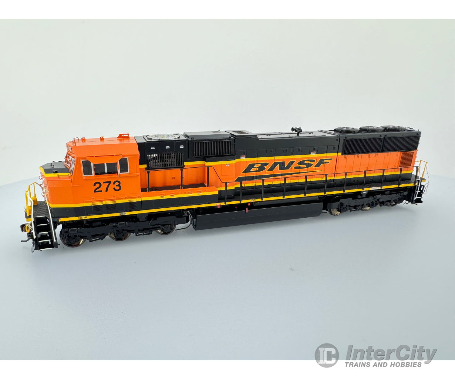 Athearn Athg70650 Ho Sd75M Burlington Northern Santa Fe (Bnsf) 273 Dcc & Sound Locomotives