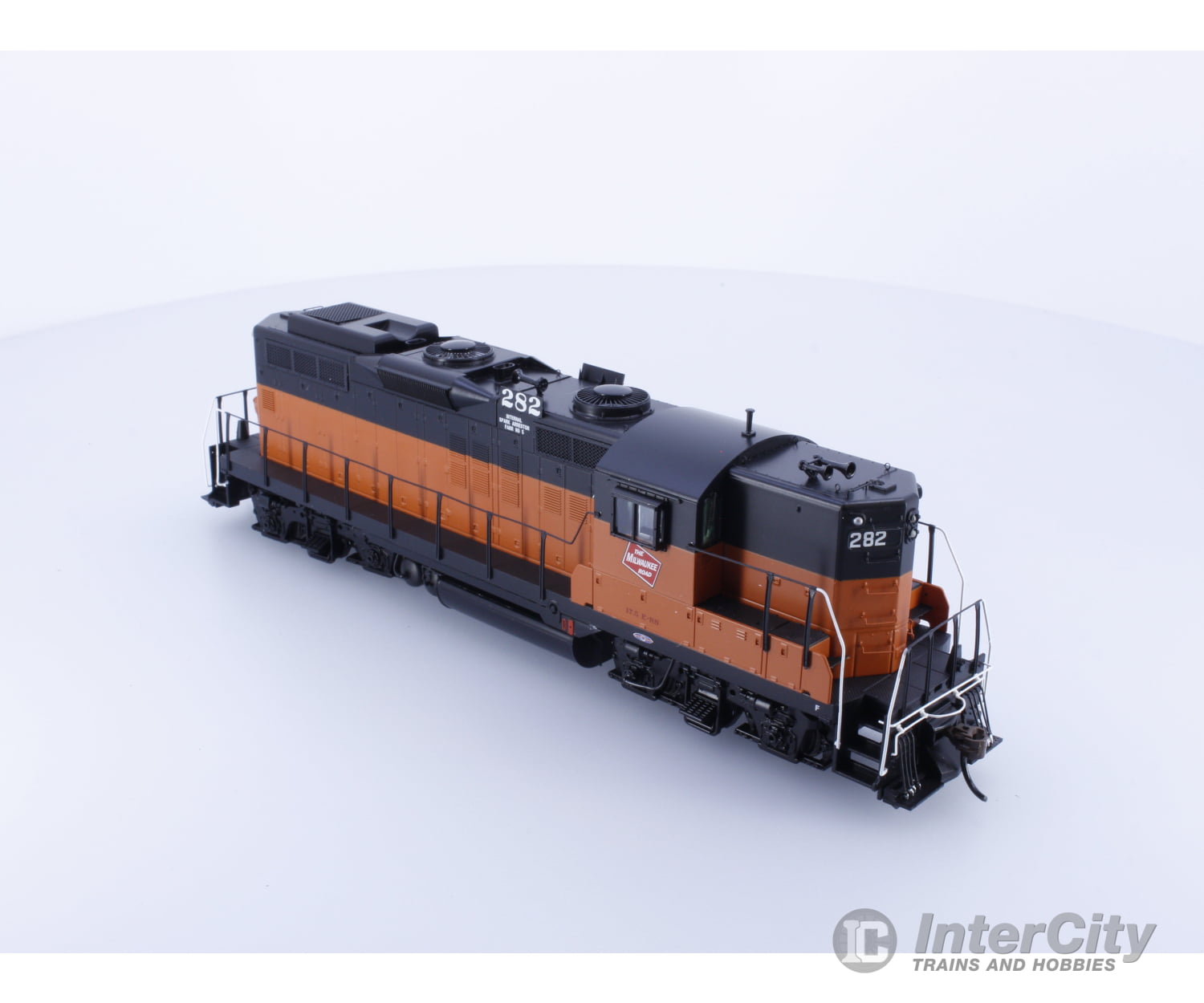 Athearn Athg82371 Ho Gp9 Locomotive Milwaukee Road (Milw) 282 Dcc & Sound Locomotives