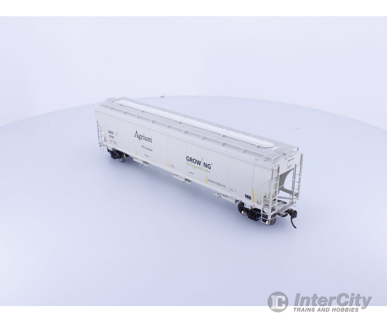 Athearn ATHG89989 HO Genesis Trinity 3 Bay Covered Hopper Agrium Wholesale General American Marks (GACX) 6745 Freight