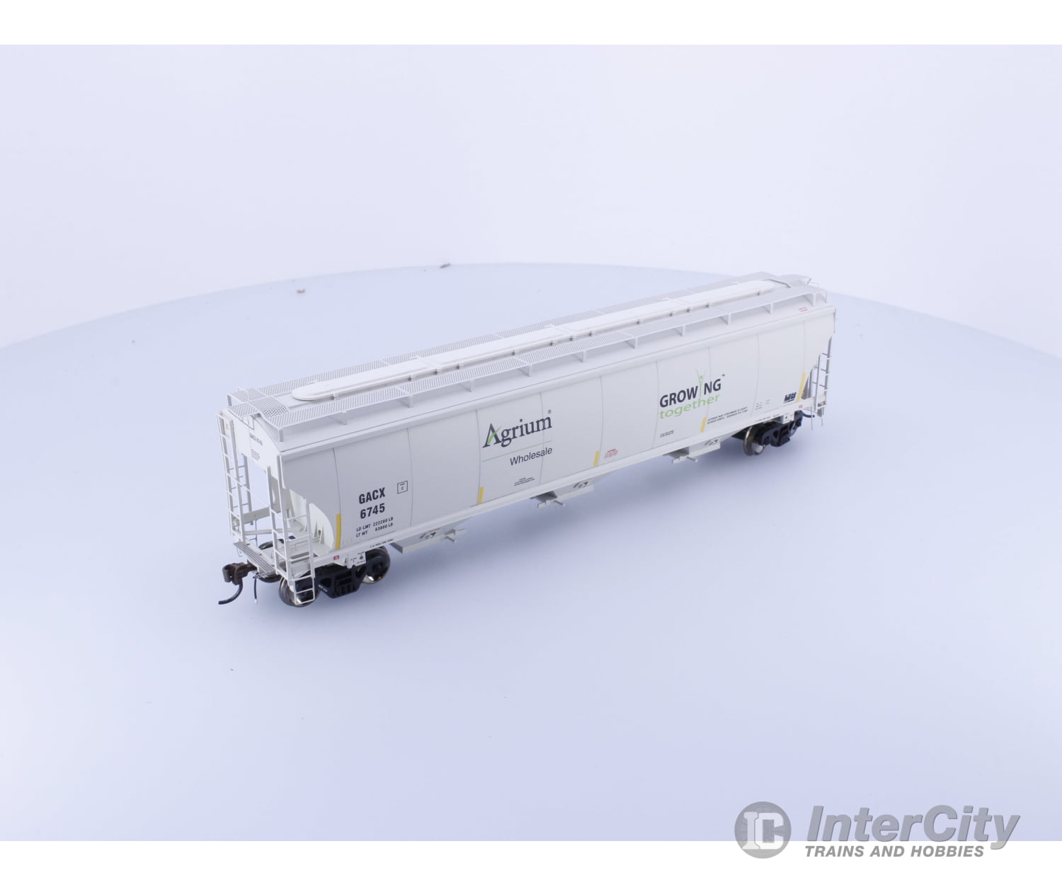 Athearn ATHG89989 HO Genesis Trinity 3 Bay Covered Hopper Agrium Wholesale General American Marks (GACX) 6745 Freight