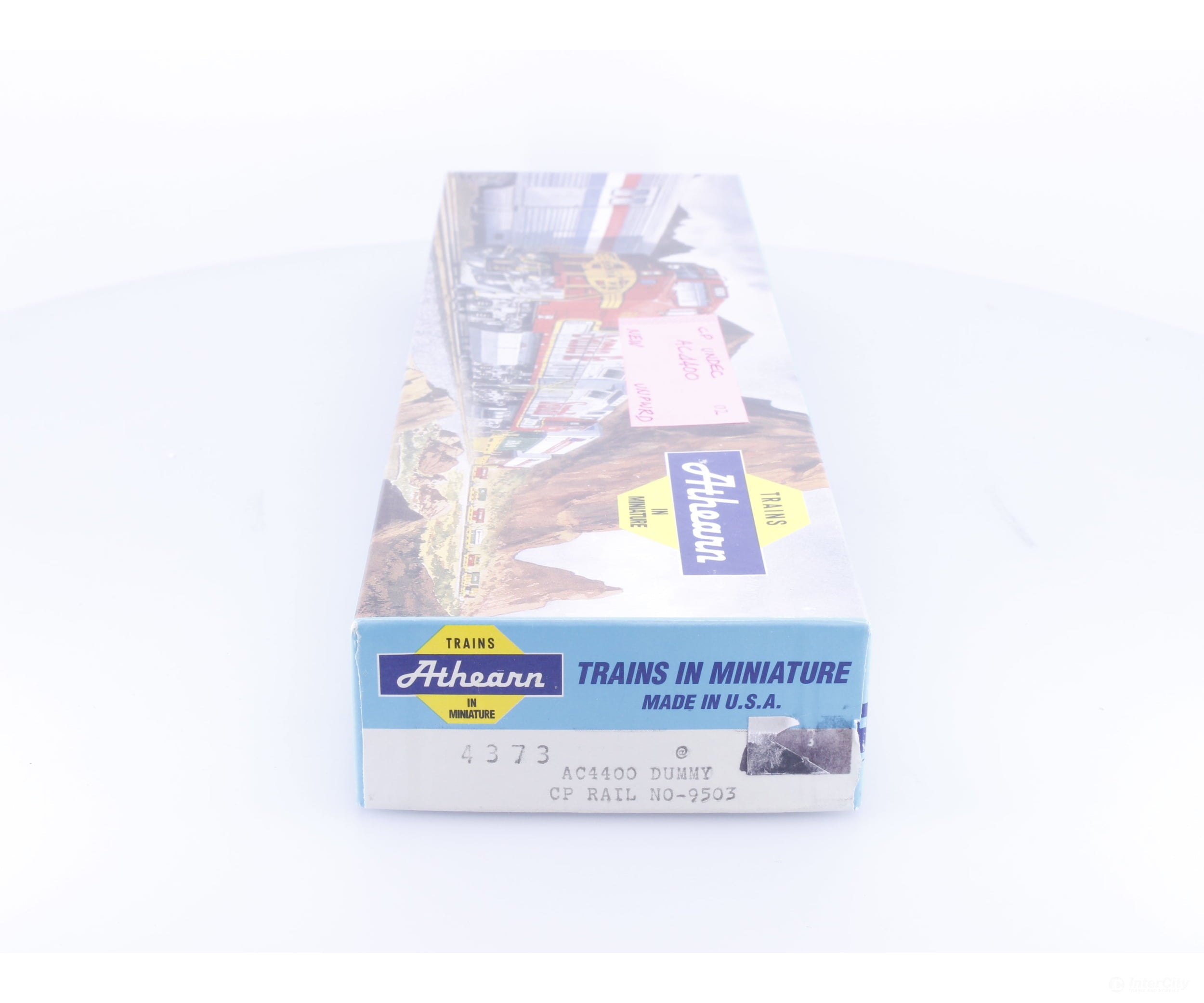 Athearn CPUND HO AC4400 Dummy Diesel Locomotive Undecorated - Locomotives