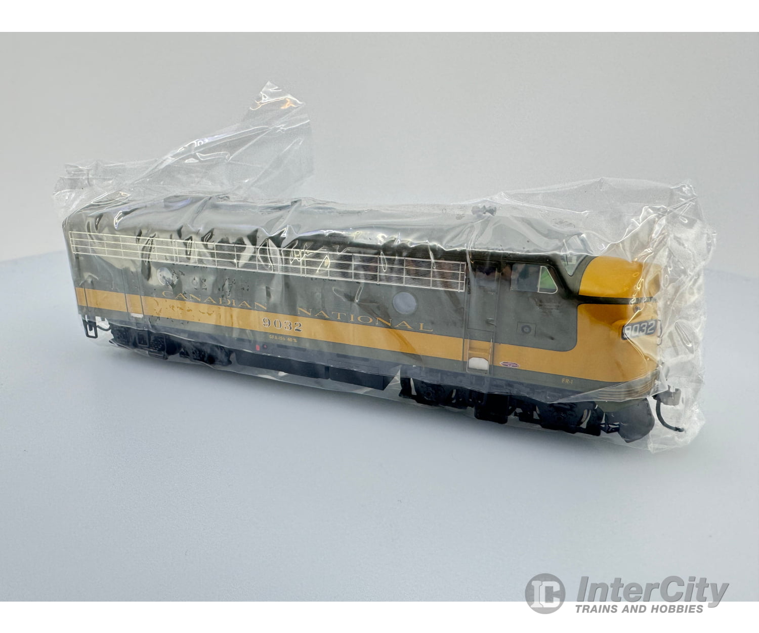 Athearn G1526A And G1526B Ho F7-A/F & 7B Set Freight Canadian National (Cn) 9032 9033 Analog Dc