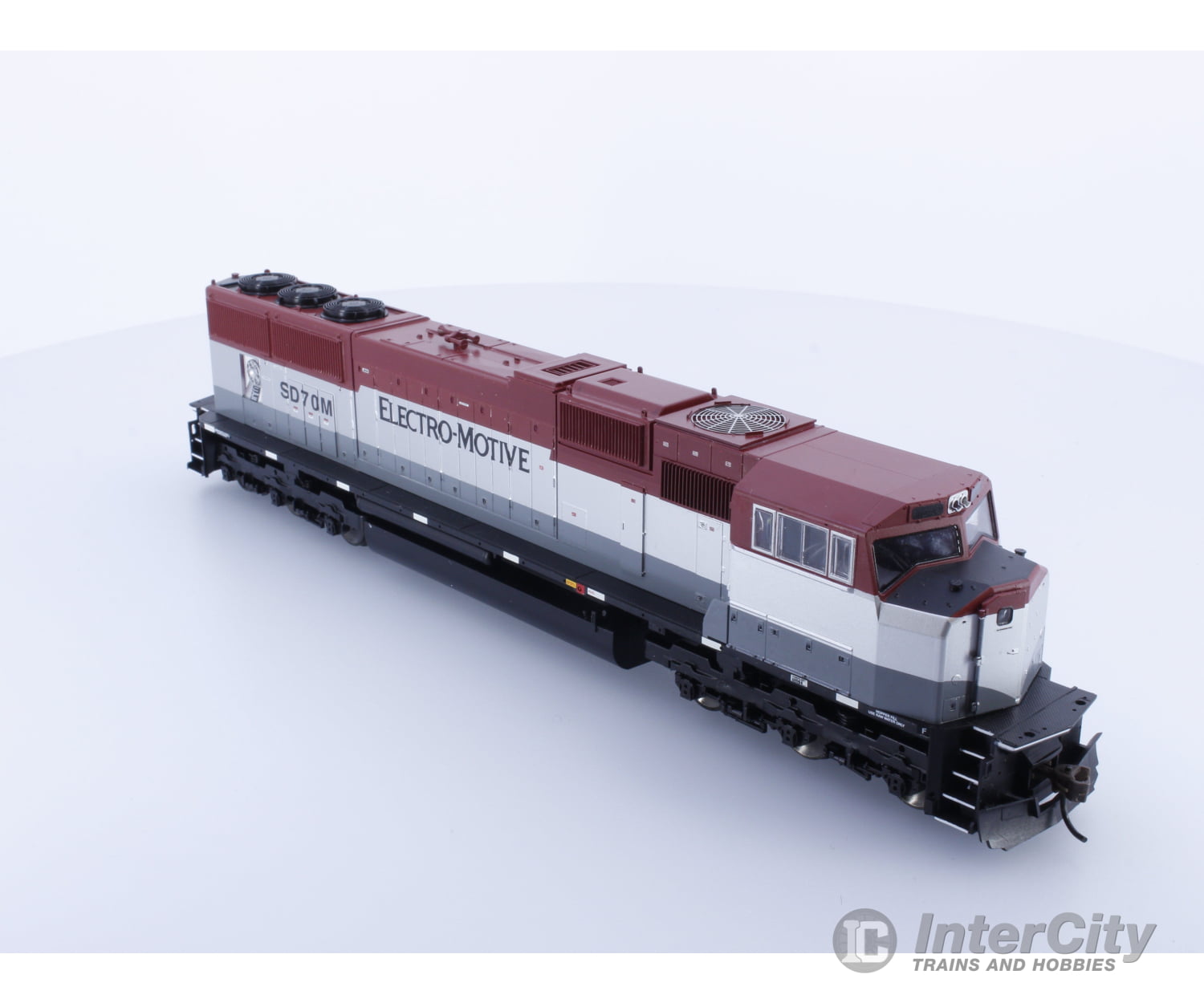 Athearn G6124 Ho Sd70M Emd Leasing (Emdx) Analog Dc Locomotives