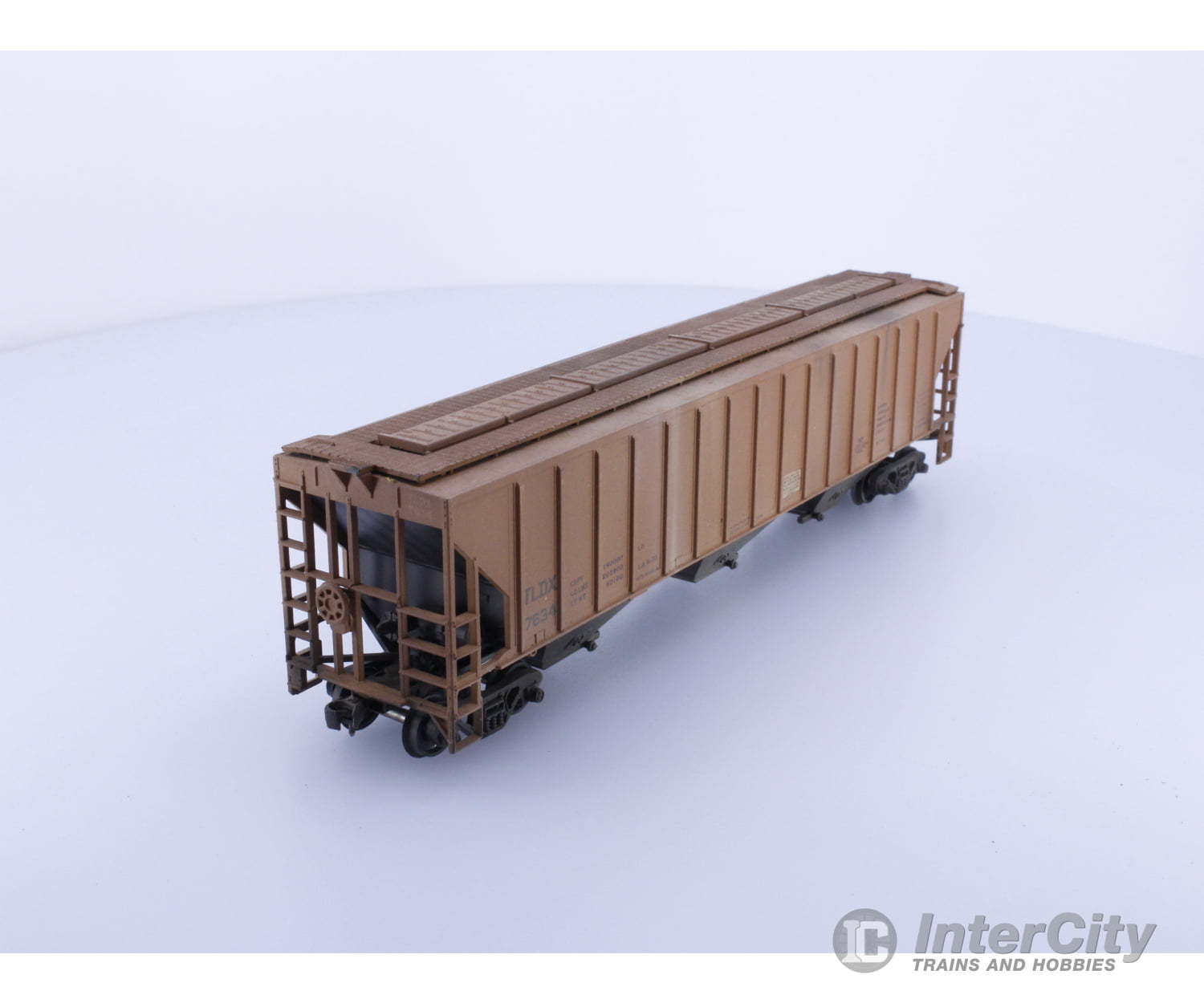 Athearn HO 3 Bay Centerflow Hopper Car Prof. Weathered Pullman Leasing company (TLDX) 7834 Analog Throttles & Power