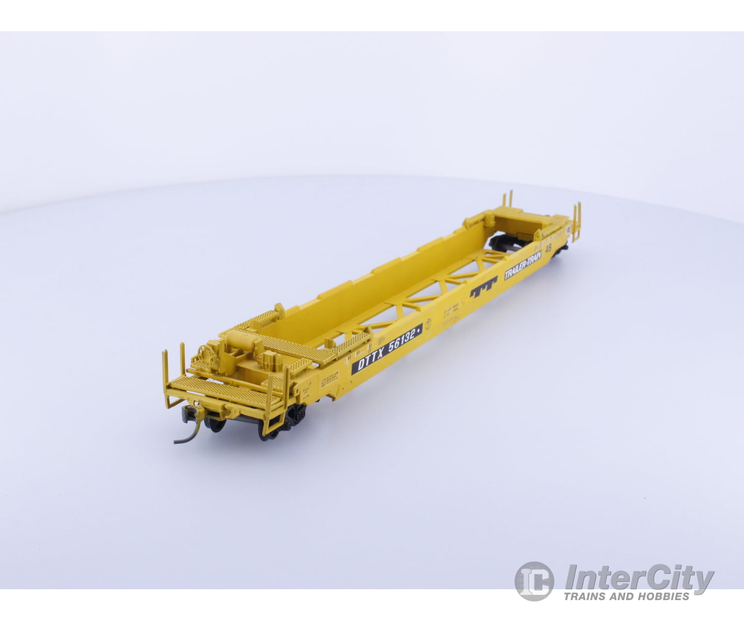 Athearn HO 48’ Trailer Train Container Car Trailer Train TTX Corp. (TTX) 56132 Freight Cars