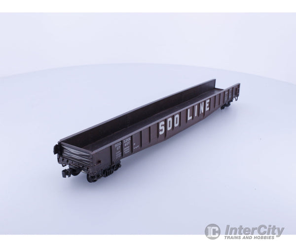 Athearn HO Low Side Flat Car Weathered Soo Line (SOO) 67407 Freight Cars