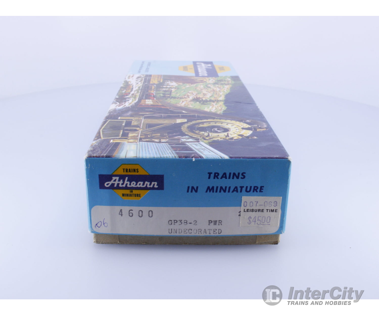 Athearn HO Wood Deck Flatcar Weathered Union Pacific (UP) 52152 Freight Cars