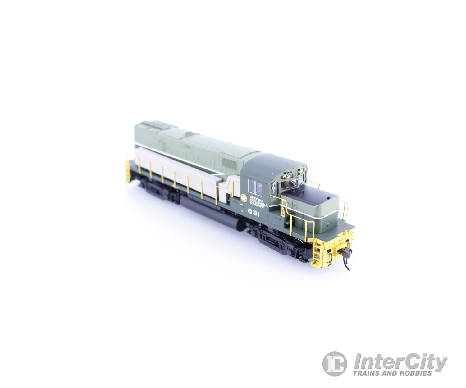 Atlas 10000053 HO C420 Ph 2b Diesel Locomotive BC Rail (BCOL) 631 DCC Ready (#2) Locomotives