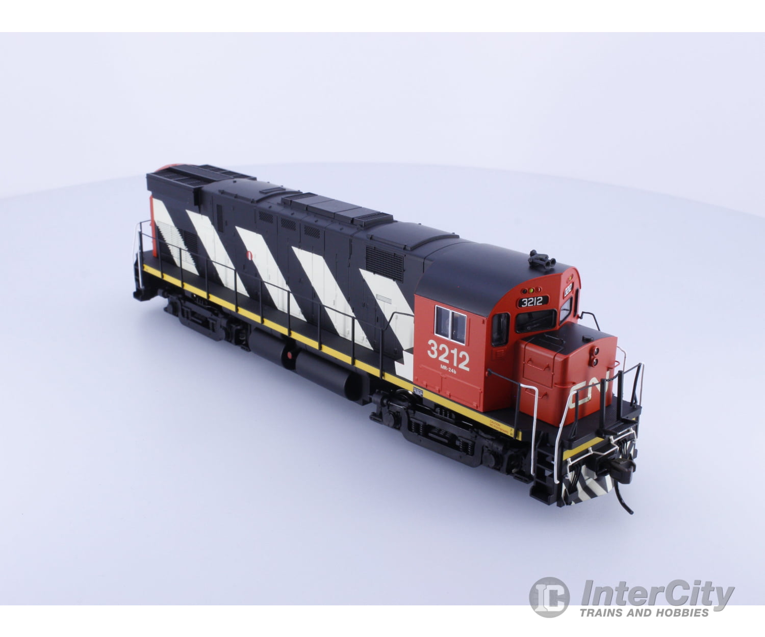 Atlas 10000217 HO C424 Phase 3 Canadian National (CN) 3212 Analog DC Locomotives