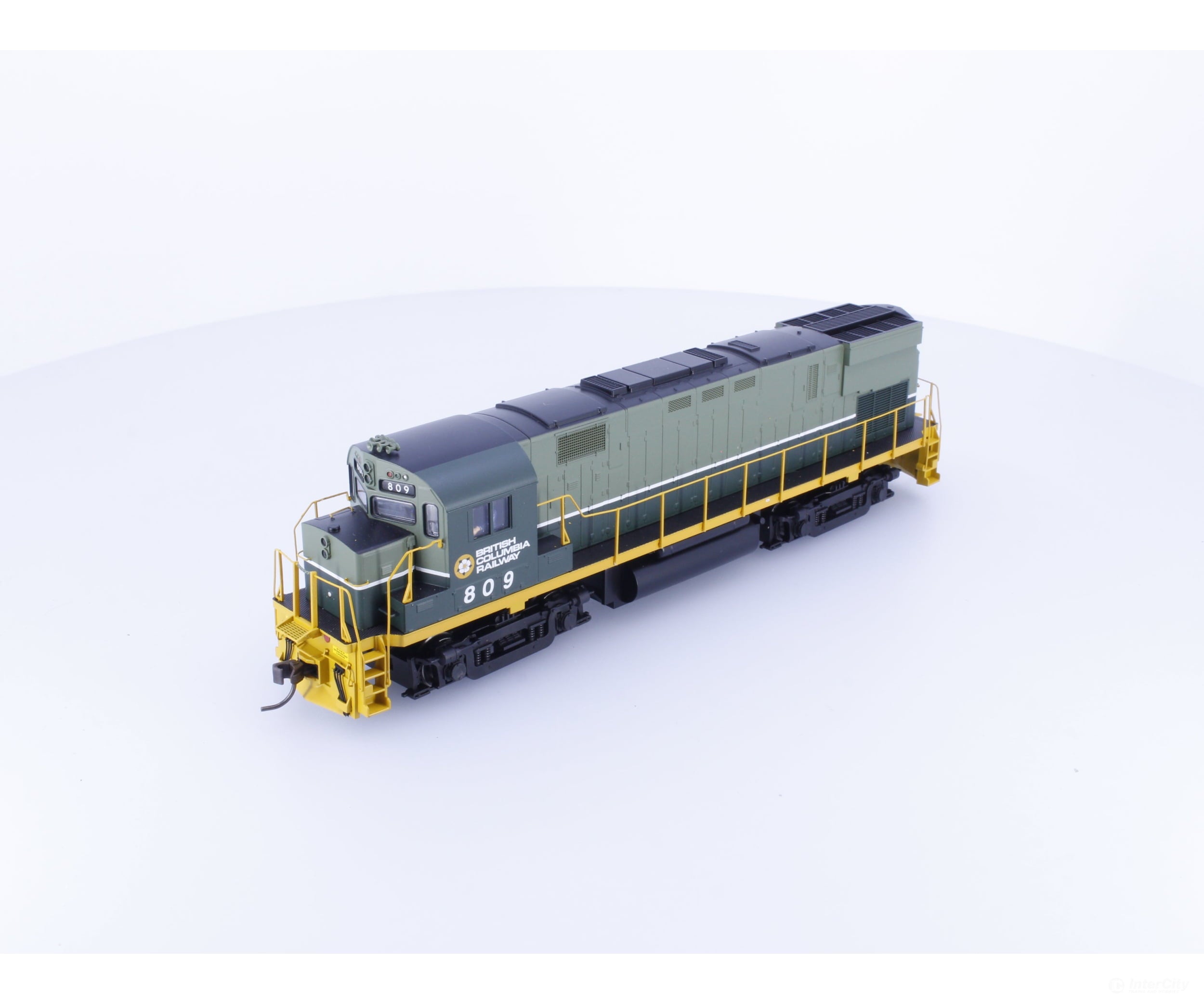 Atlas 10003301 HO C425 Phase 2 Diesel Locomotive Gold ESU Factory Sound BC Rail (BCOL) 809 DCC & Sound Locomotives