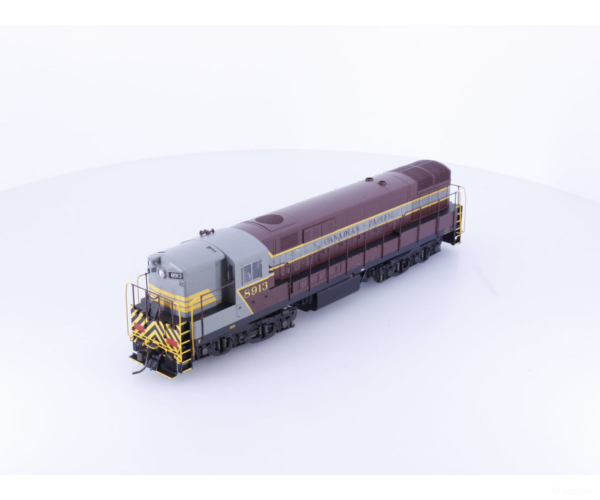 Atlas 10004120 HO Silver Series Train Master Diesel Locomotive Sound Ready Canadian Pacific (CP) 8913 DCC Ready