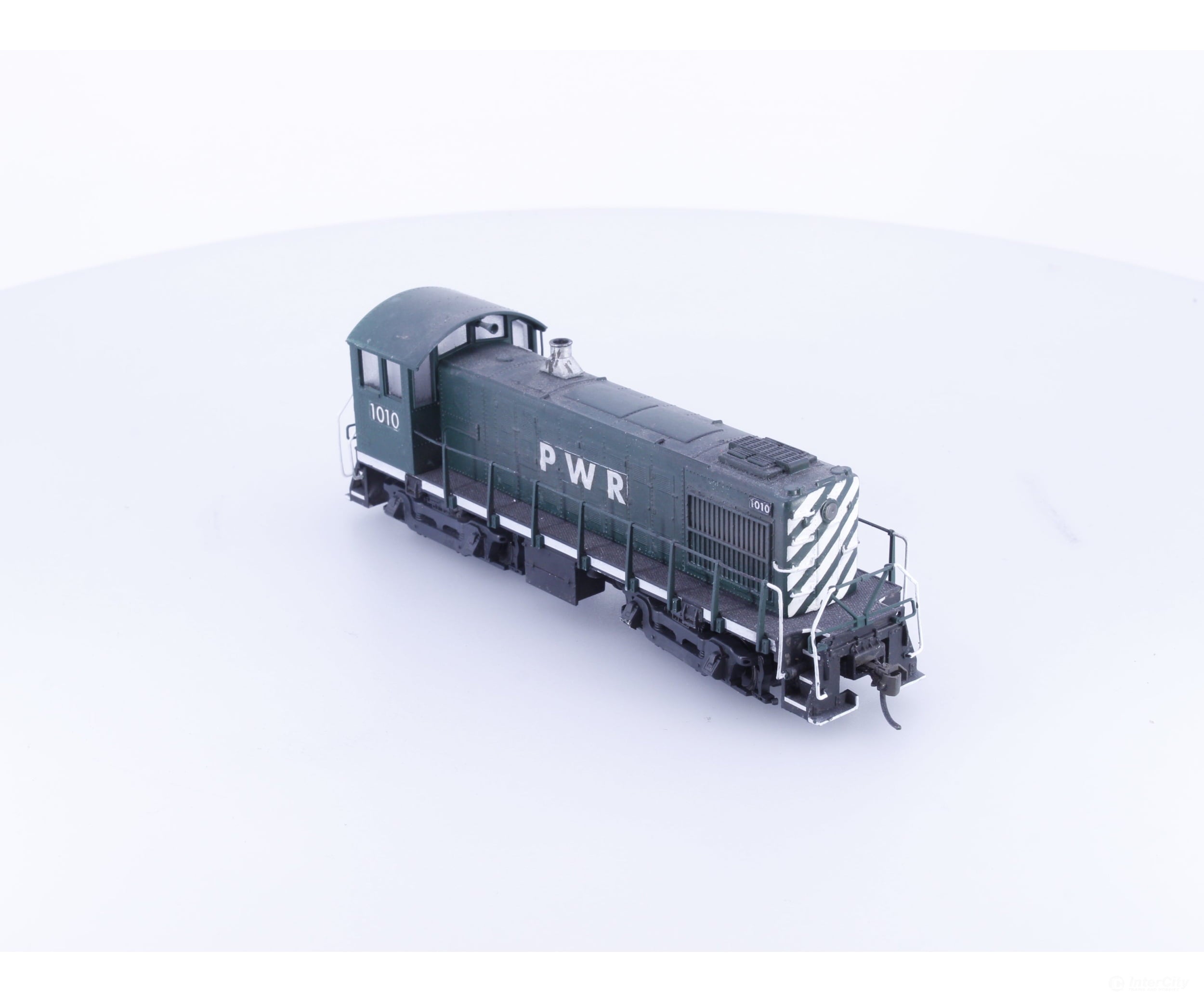 Atlas 1010 HO S-2 Diesel Locomotive Pacific Western Railway (PWR) 1010 DCC - Locomotives