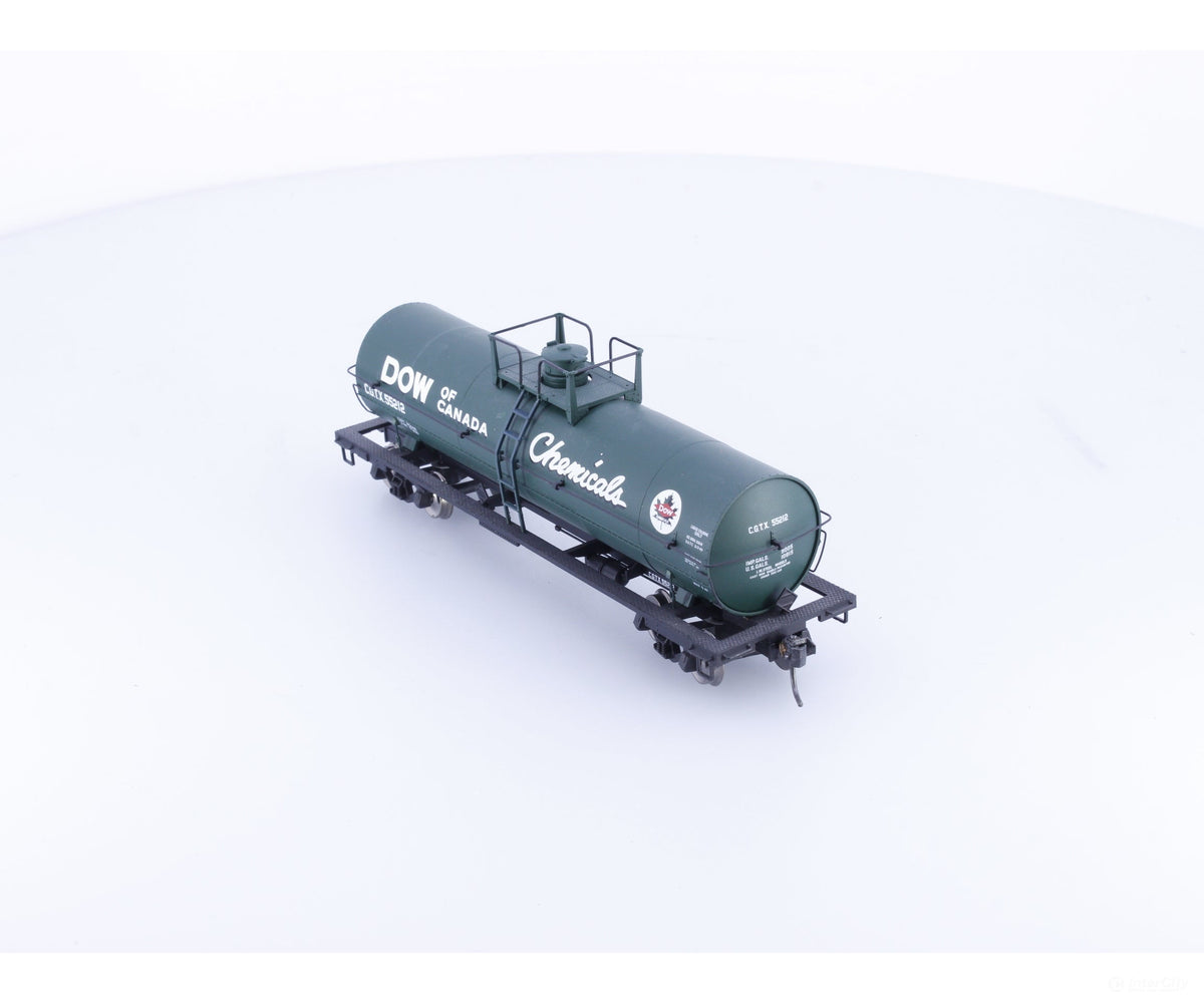 Atlas 1072-1 HO 11000 Gallon Tank Car Dow of Canada Chemicals Canadian General Transit (CGLX/CGTX) 55212 - Freight Cars