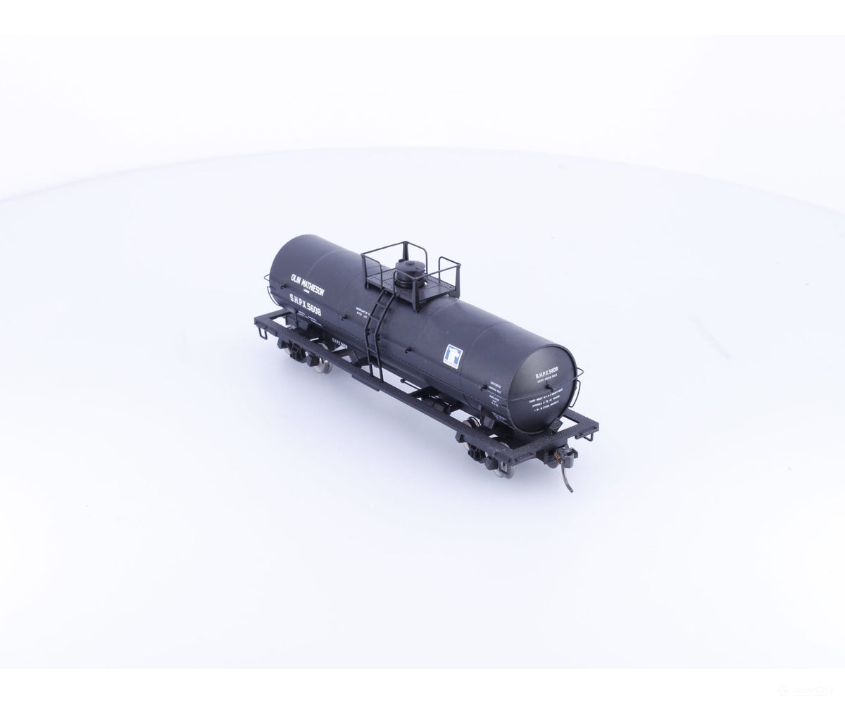 Atlas 1089-2 HO 11000 Gallon Tank Car Olin Mathieson SHPX 5608 - Freight Cars