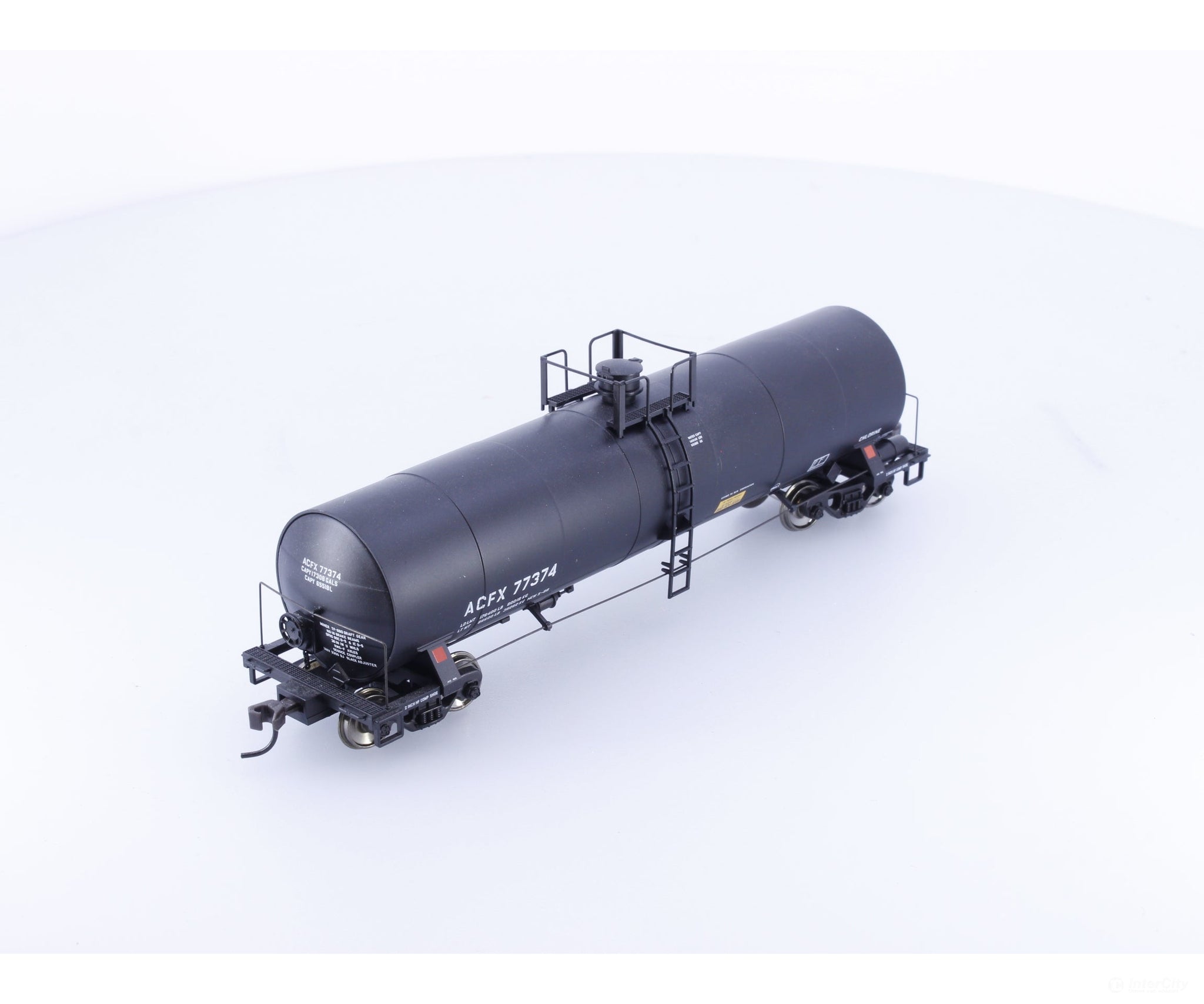 Atlas 1551-1 HO 17360 Gallon Tank Car Olin Chemical American Car and Foundry (ACF/ACFX) 77374 - Freight Cars