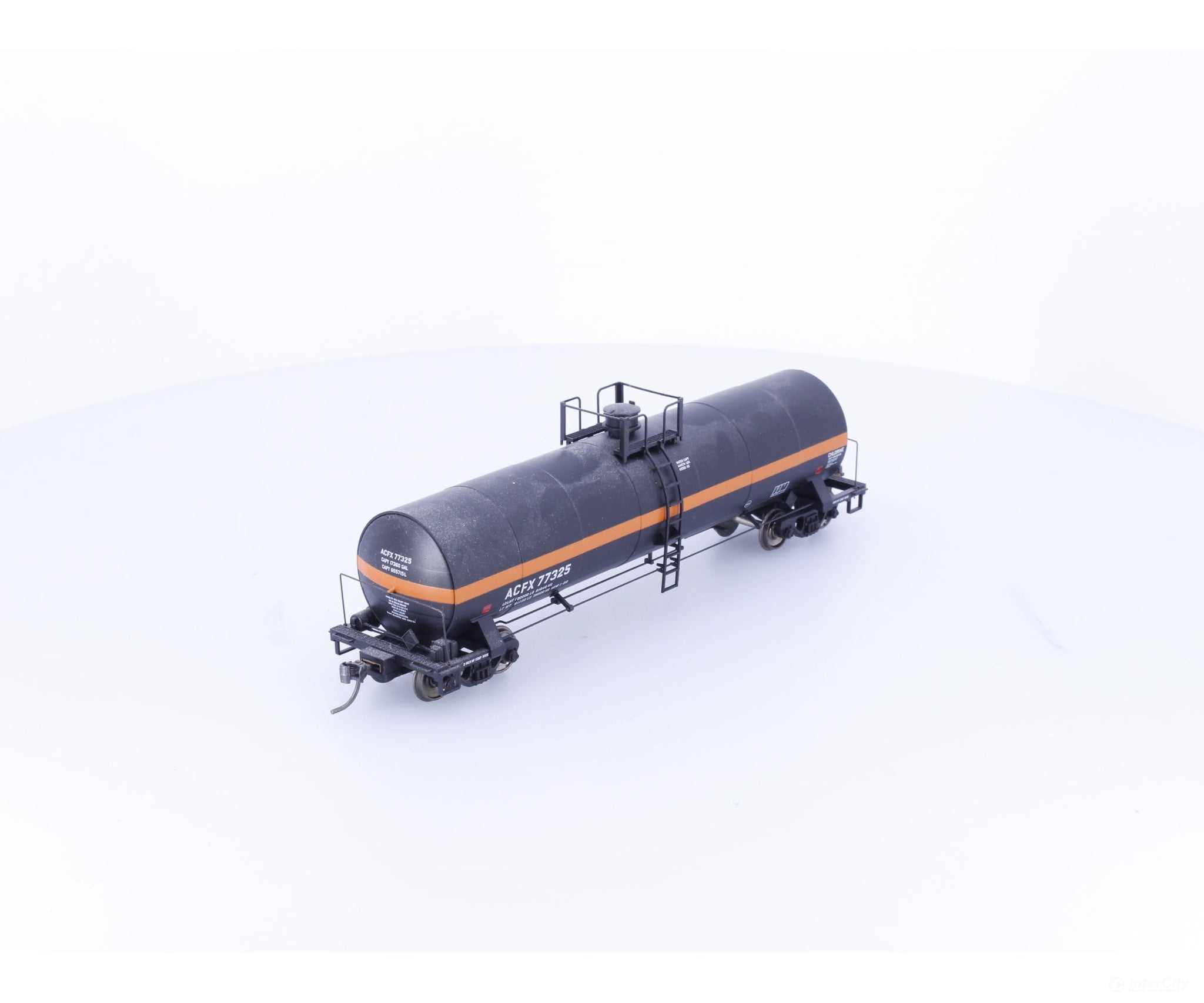 Atlas 1552-1 HO 17360 Gallon Tank Car American Car and Foundry (ACF/ACFX) 77325 - Freight Cars