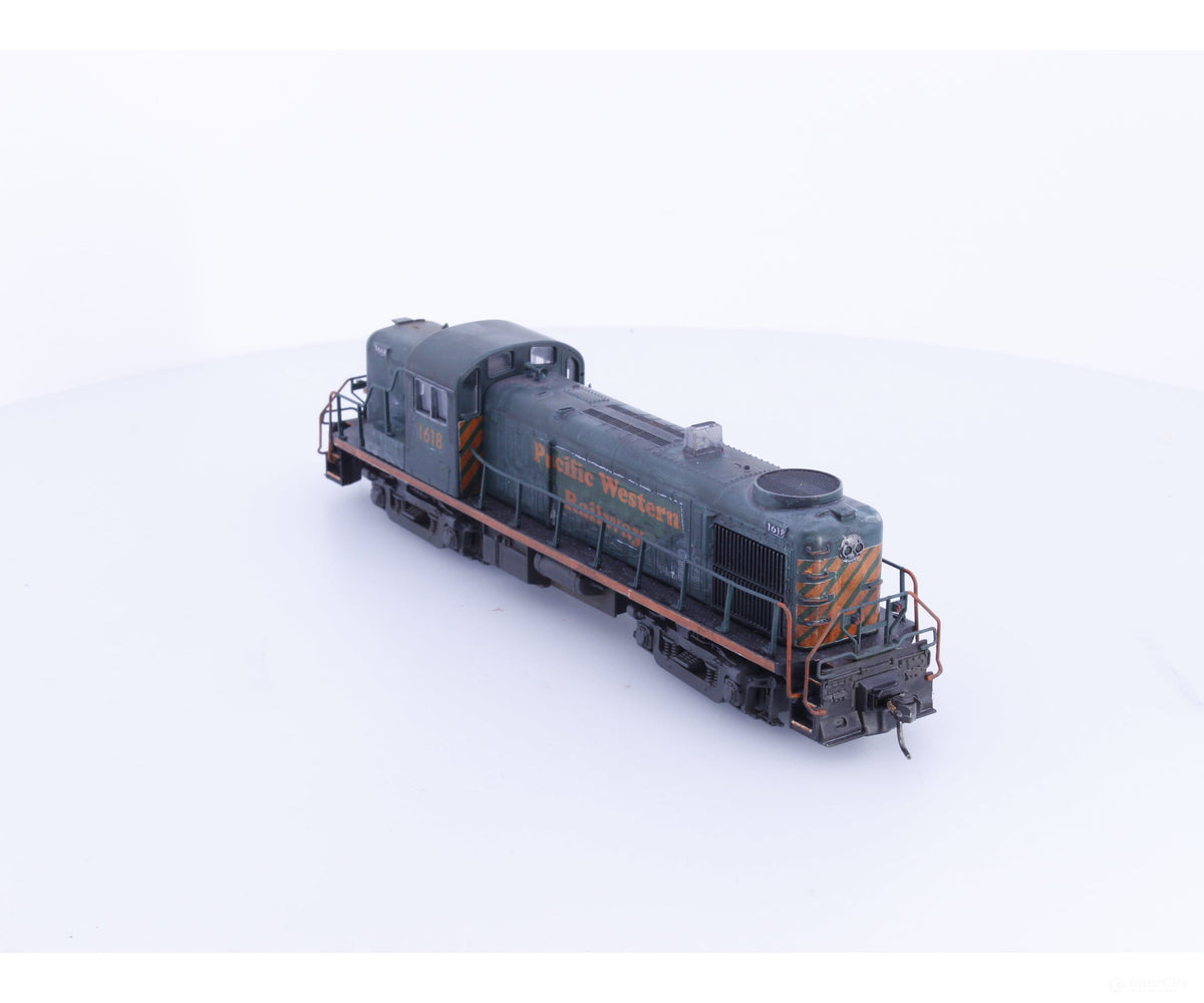 Atlas 1618 HO RS-3 Diesel Locomotive Pacific Western Railway (PWR) 1618 DCC - Locomotives