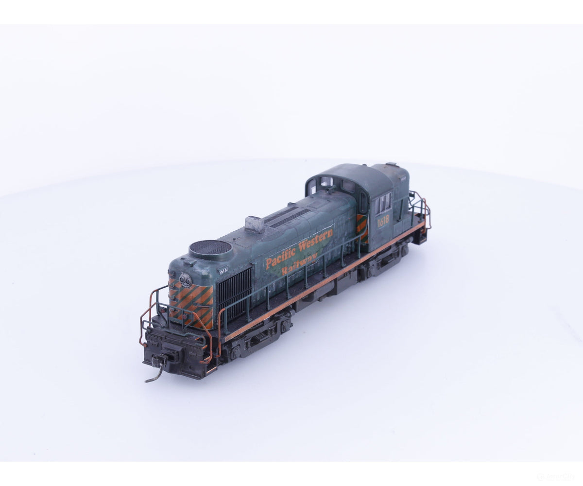 Atlas 1618 HO RS-3 Diesel Locomotive Pacific Western Railway (PWR) 1618 DCC - Locomotives