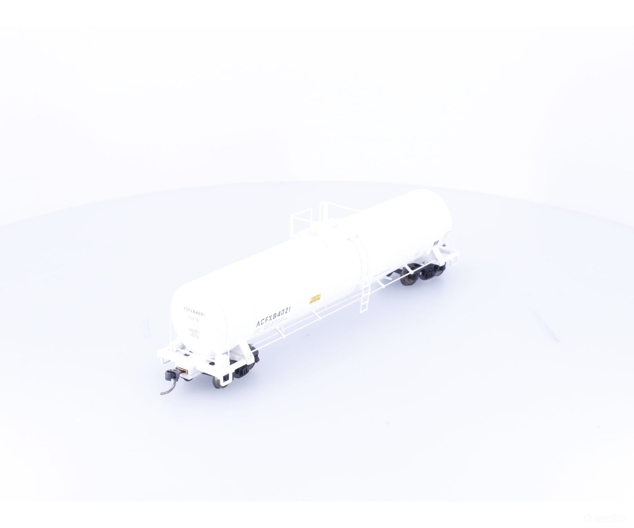 Atlas 1623-2 HO ACF 23500 Gallon Tank Car Amoco American Car and Foundry (ACF/ACFX) 84021 - Freight Cars