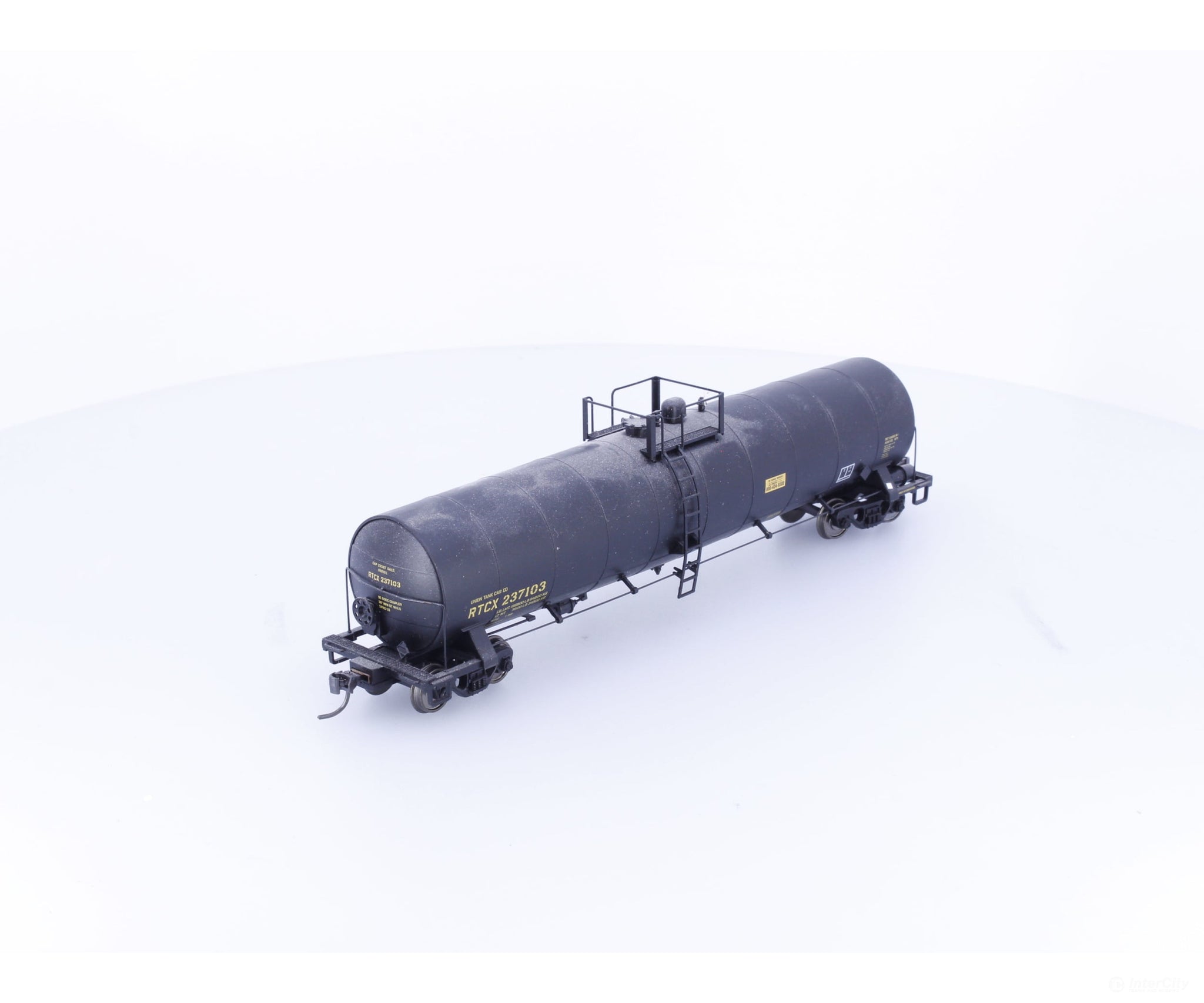 Atlas 1626-1 HO ACF 23500 Gallon Tank Car Republic Car Line (RTCX) 237103 - Freight Cars