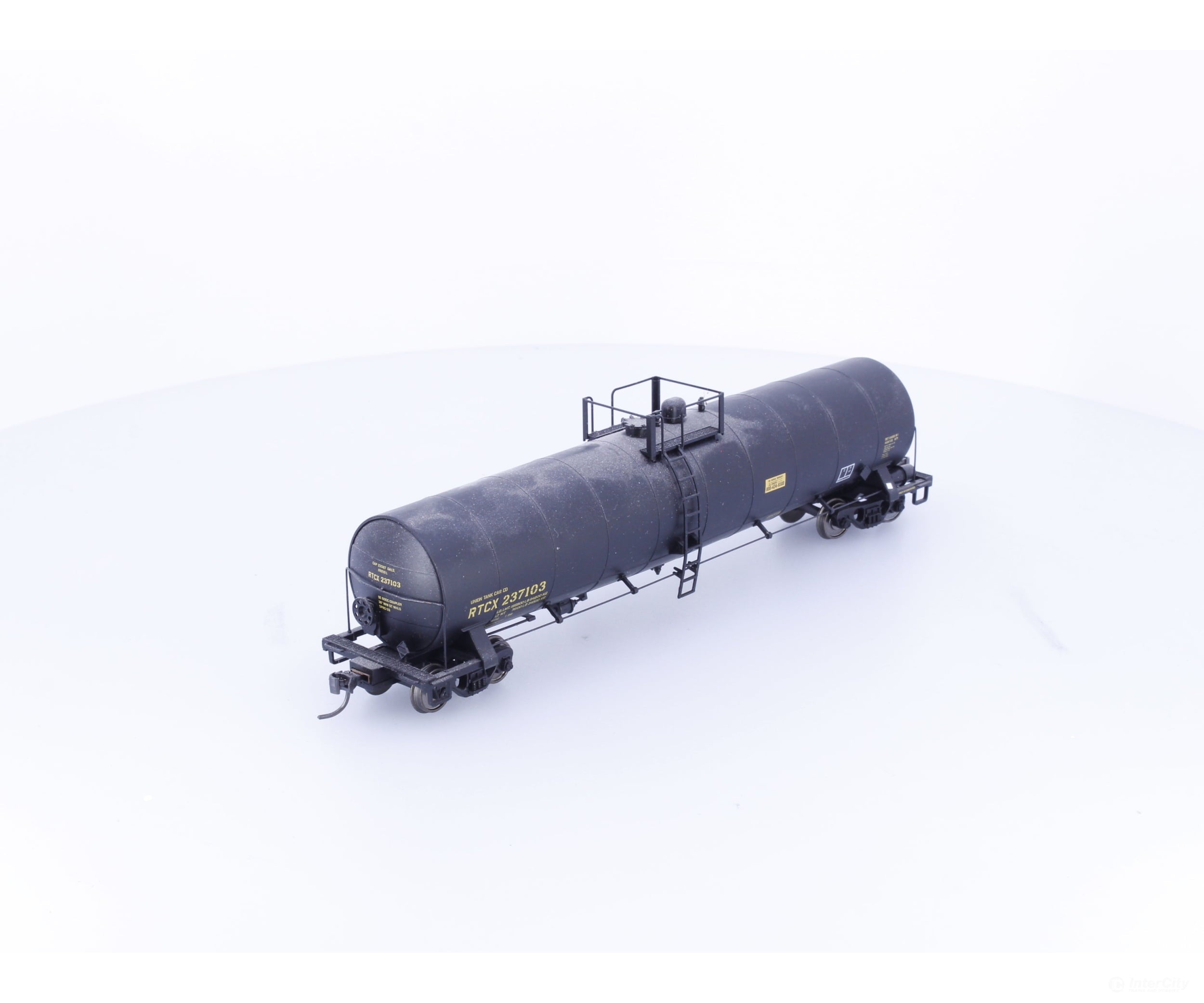 Atlas 1626-1 HO ACF 23500 Gallon Tank Car Republic Car Line (RTCX) 237103 - Freight Cars