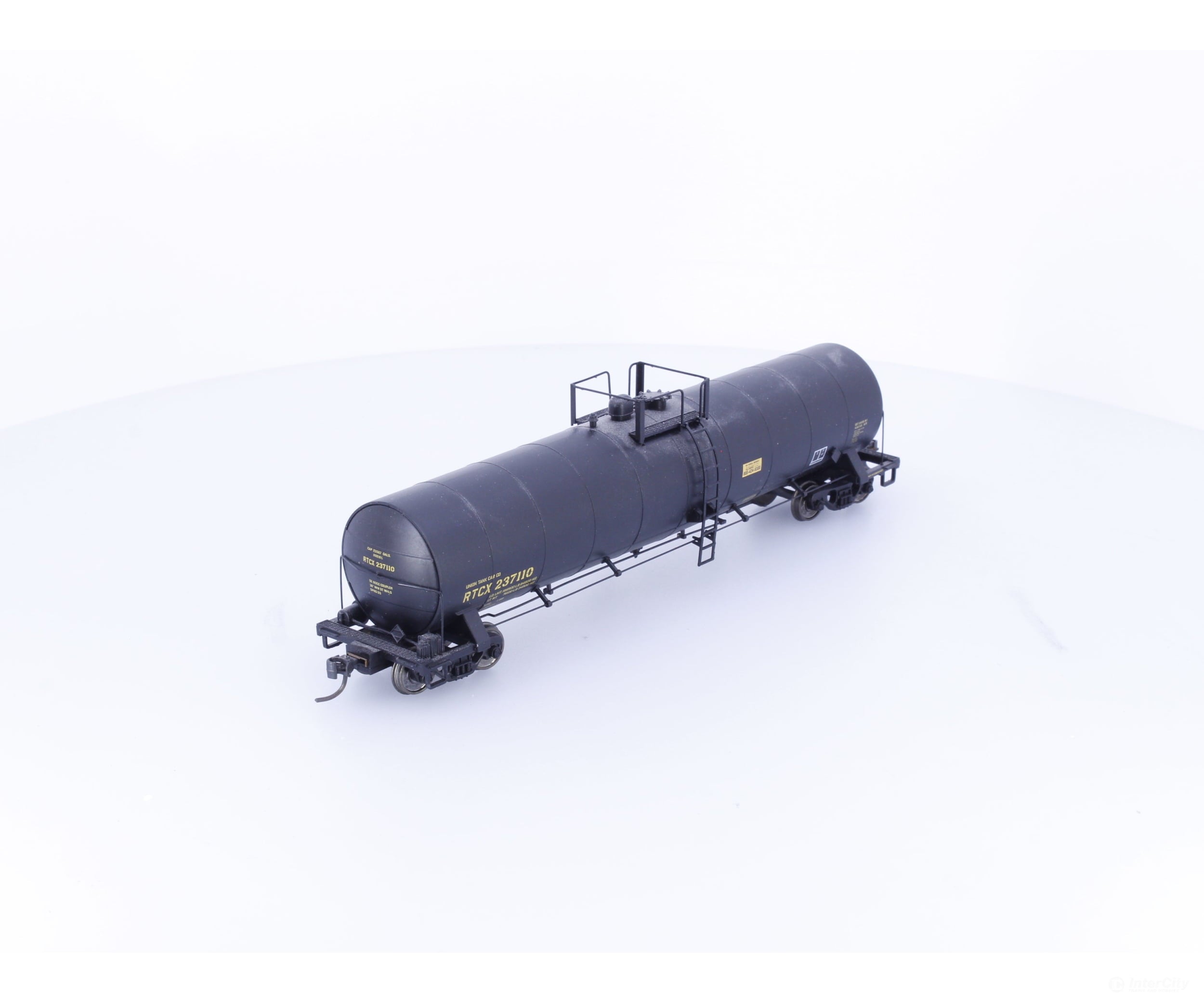 Atlas 1626-2 HO ACF 23500 Gallon Tank Car Republic Car Line (RTCX) 237110 - Freight Cars