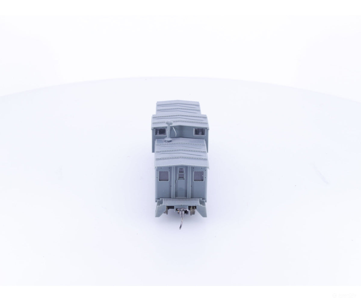 Atlas 1900 HO Extended Vision Caboose #2 Undecorated 113 - Freight Cars