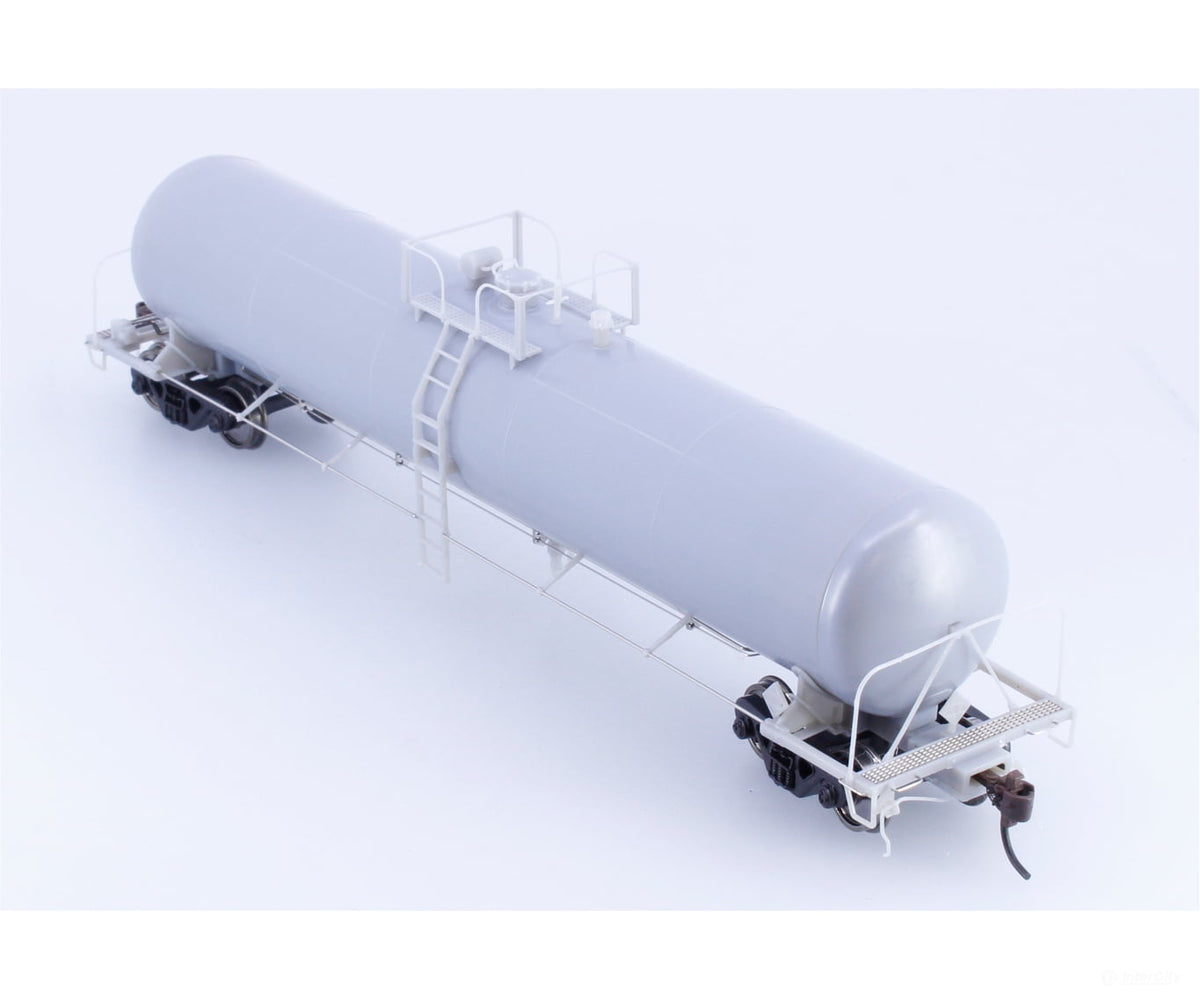 Atlas 20 000 084 HO 20,700 Gal. Tank Car Undecorated - Freight Cars