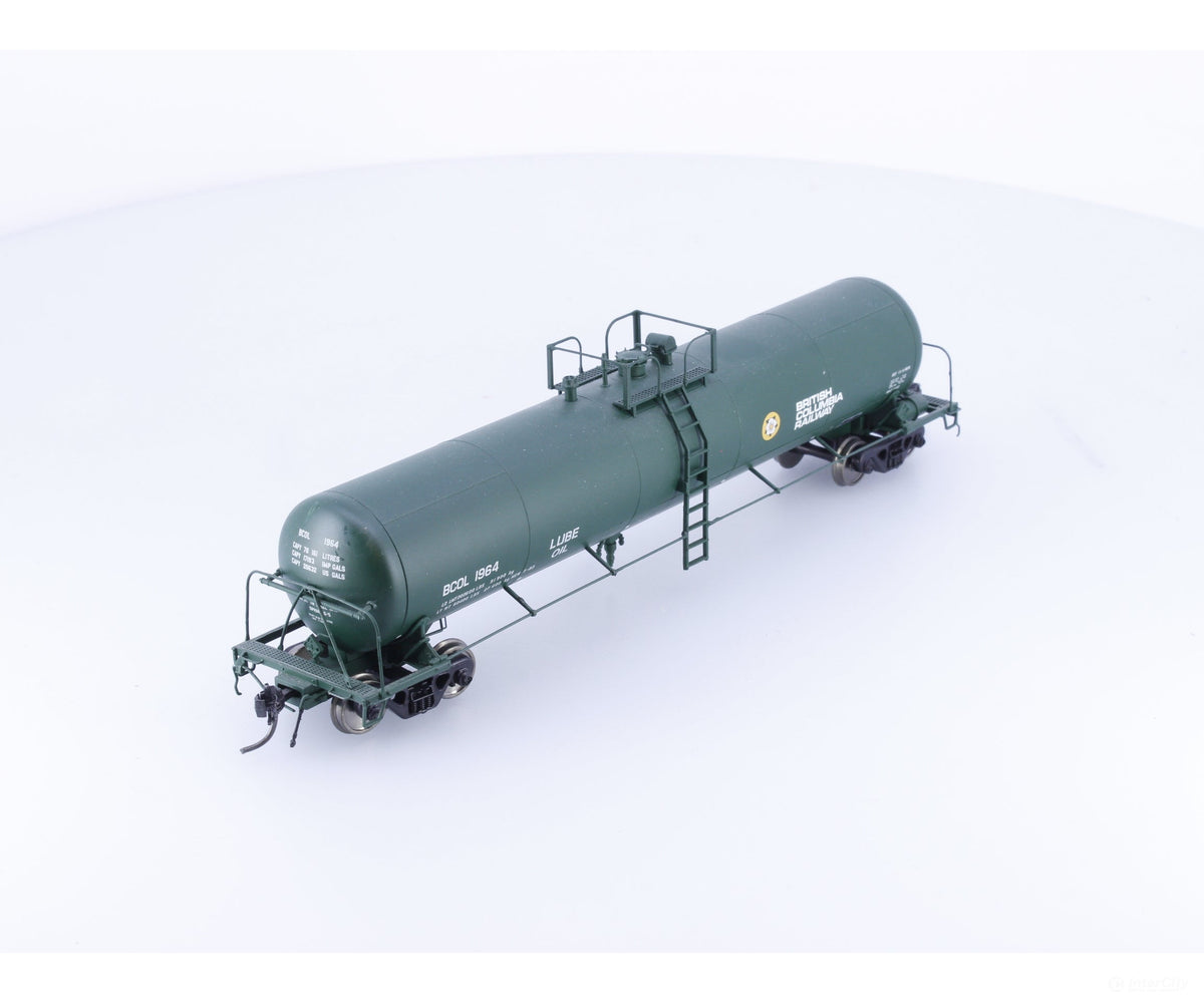 Atlas 20001317 HO 20700 Gallon Non-Insulated Tank Car Type 20 BC Rail (BCOL) 1965 - Freight Cars