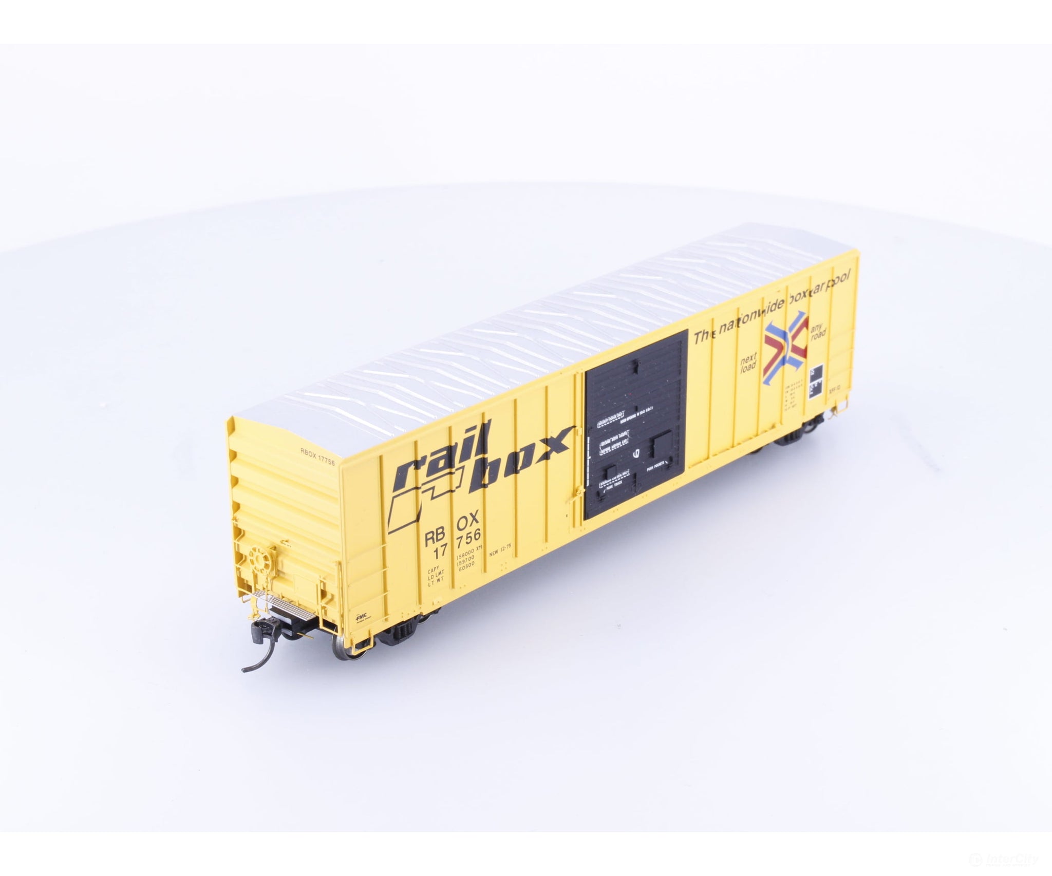 Atlas 20001557 HO FMC 5077 Single Door Boxcar Railbox (RBOX) 17756 - Freight Cars