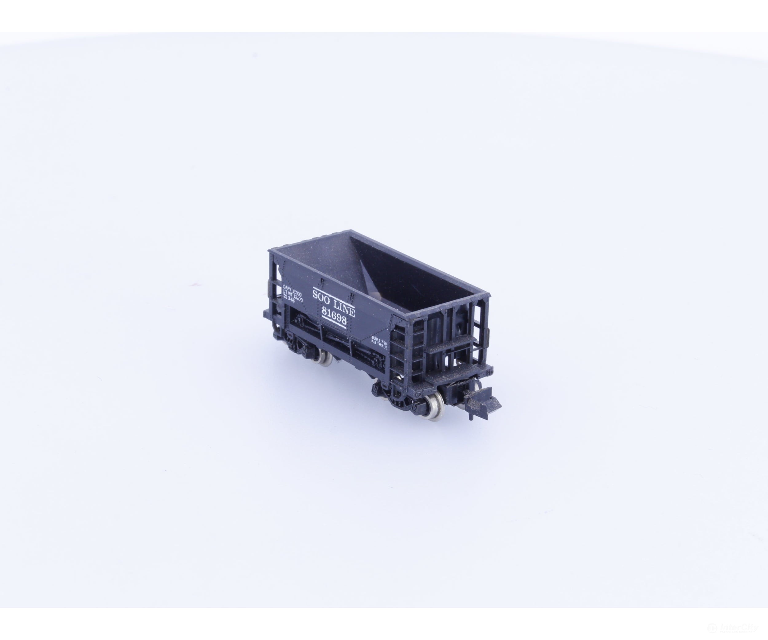 Atlas 2452 N 21’ Ore Car Soo Line (SOO) 81698 Freight Cars
