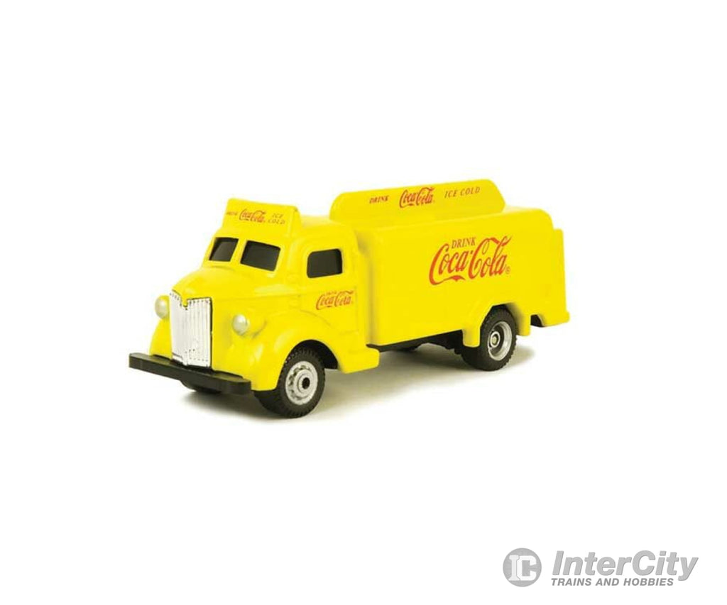 Atlas 25000035 1947 Bottle Truck - Assembled -- Coca-Cola (Yellow Red) Cars & Trucks