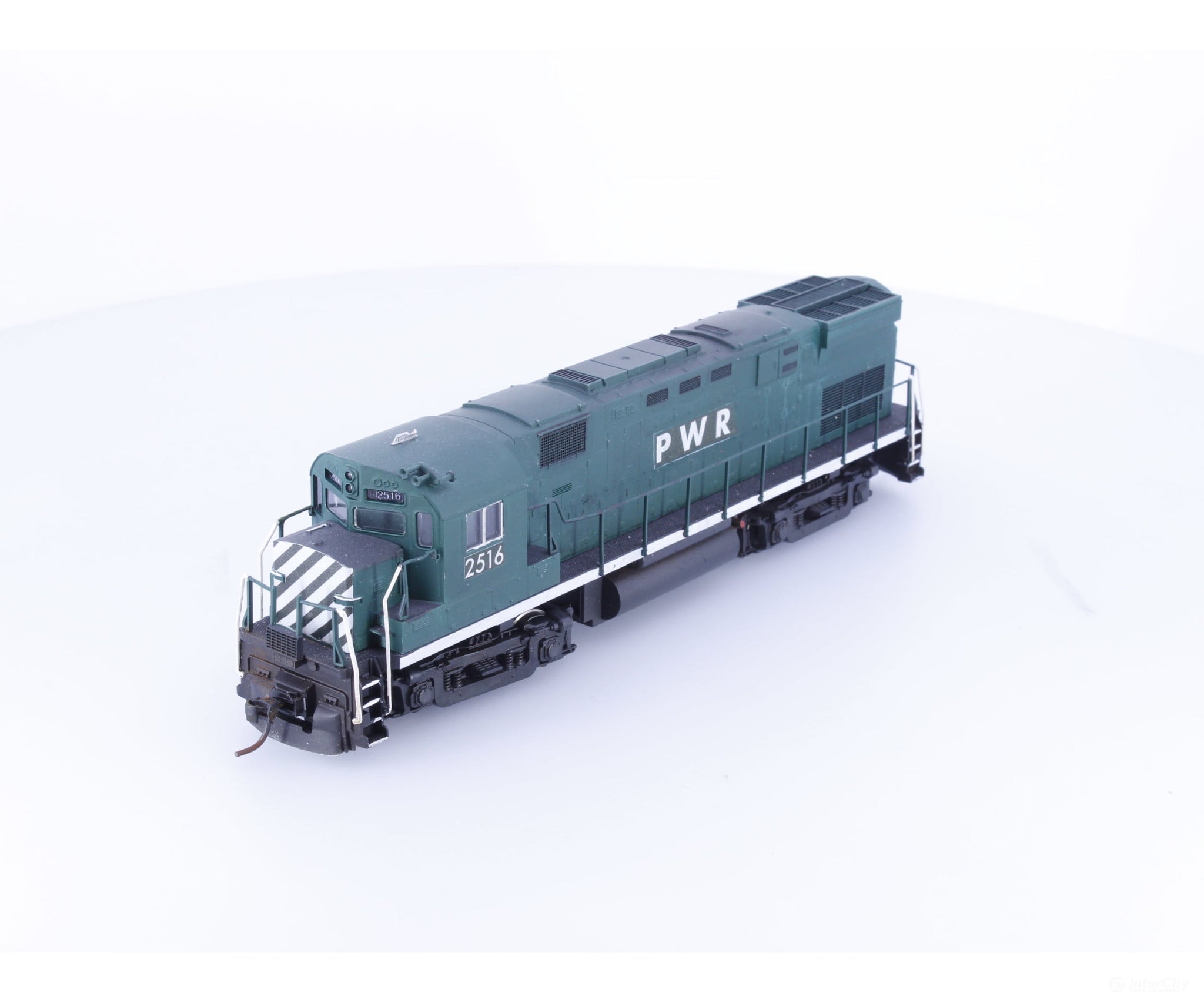 Atlas 2516 HO C424 Phase 1 Diesel Locomotive Pacific Western Railway (PWR) 2516 DCC - Locomotives
