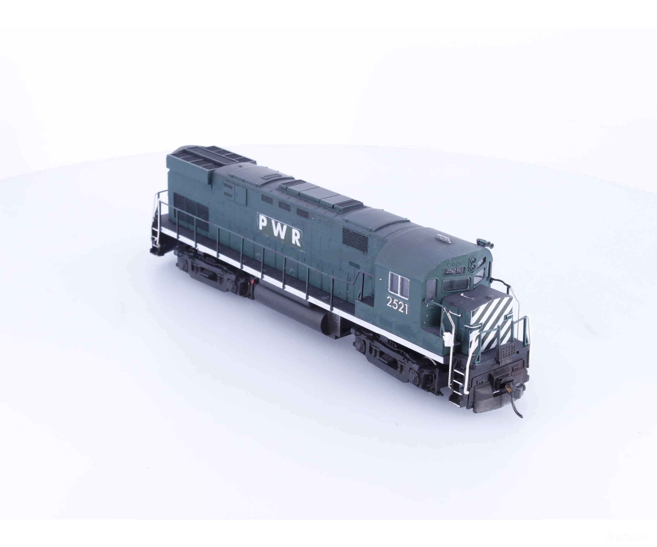 Atlas 2521 HO C424 Diesel Locomotive Pacific Western Railway (PWR) 2521 DCC - Locomotives