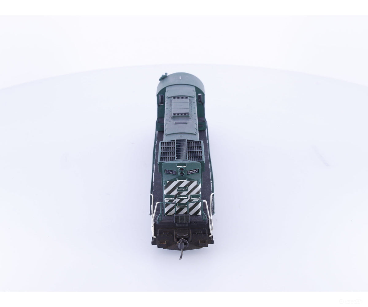 Atlas 2525 HO C424 Diesel Locomotive Pacific Western Railway (PWR) 2525 DCC - Locomotives