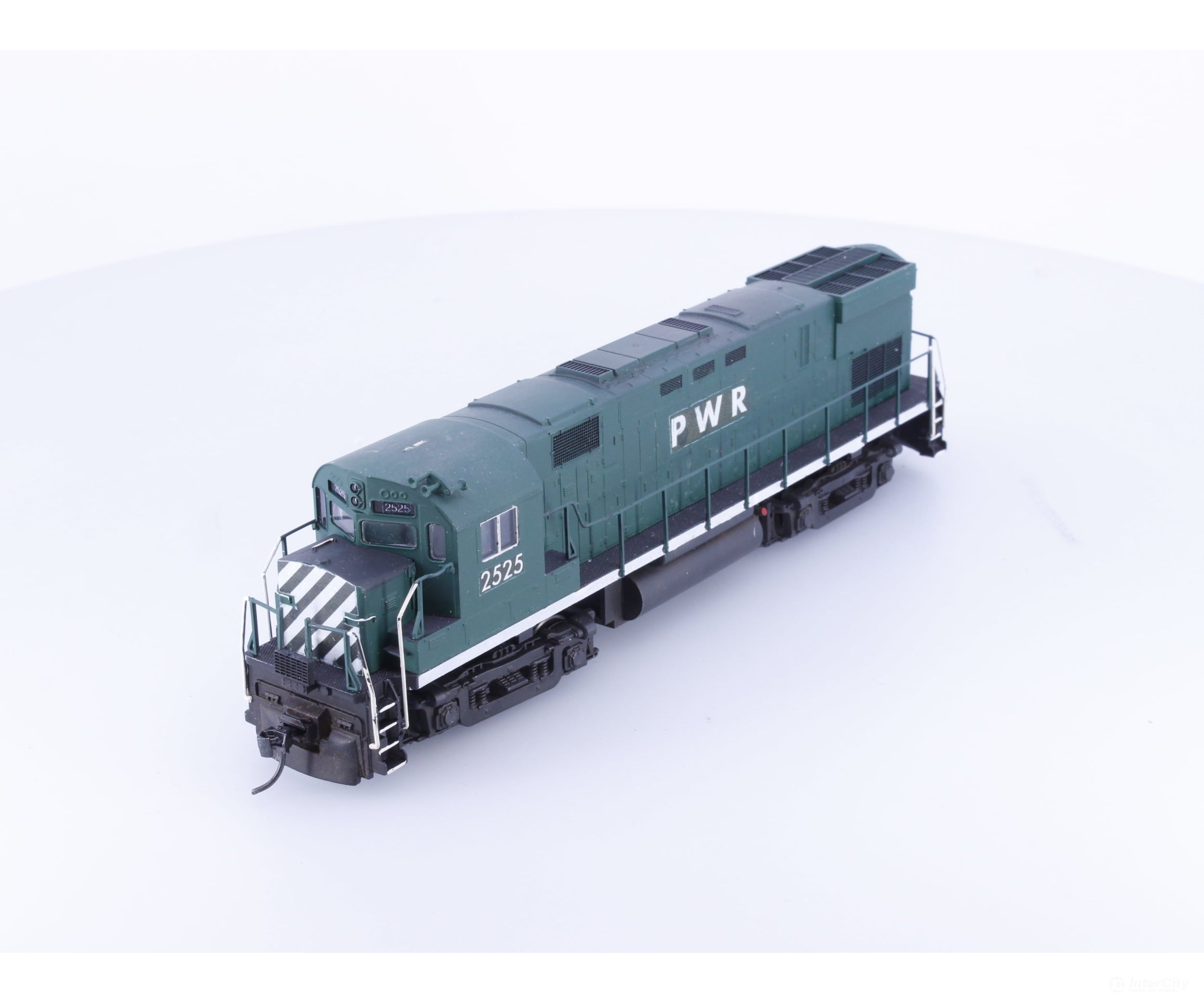 Atlas 2525 HO C424 Diesel Locomotive Pacific Western Railway (PWR) 2525 DCC - Locomotives