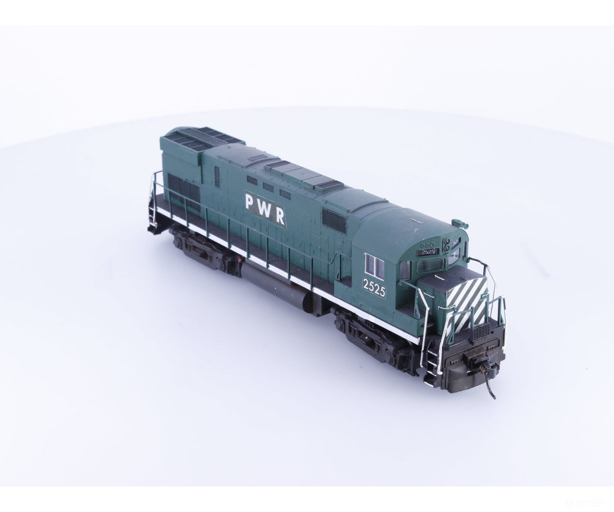 Atlas 2525 HO C424 Diesel Locomotive Pacific Western Railway (PWR) 2525 DCC - Locomotives