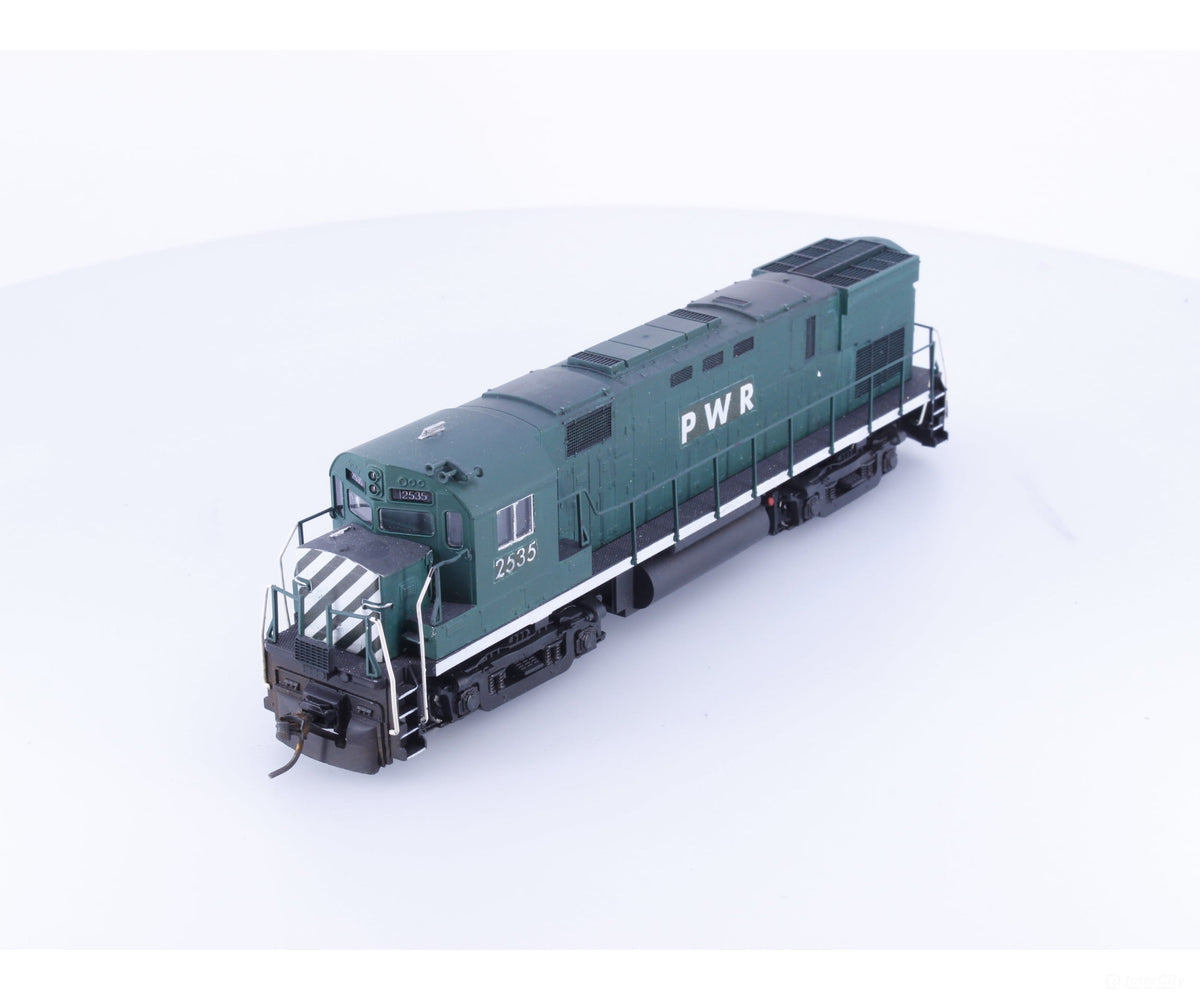Atlas 2535 HO C425 Diesel Locomotive Pacific Western Railway (PWR) 2535 DCC - Locomotives