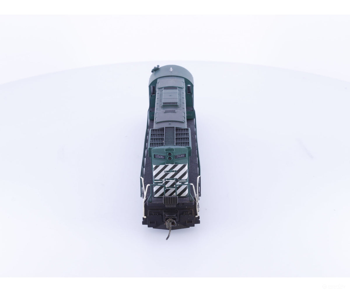 Atlas 2535 HO C425 Diesel Locomotive Pacific Western Railway (PWR) 2535 DCC - Locomotives
