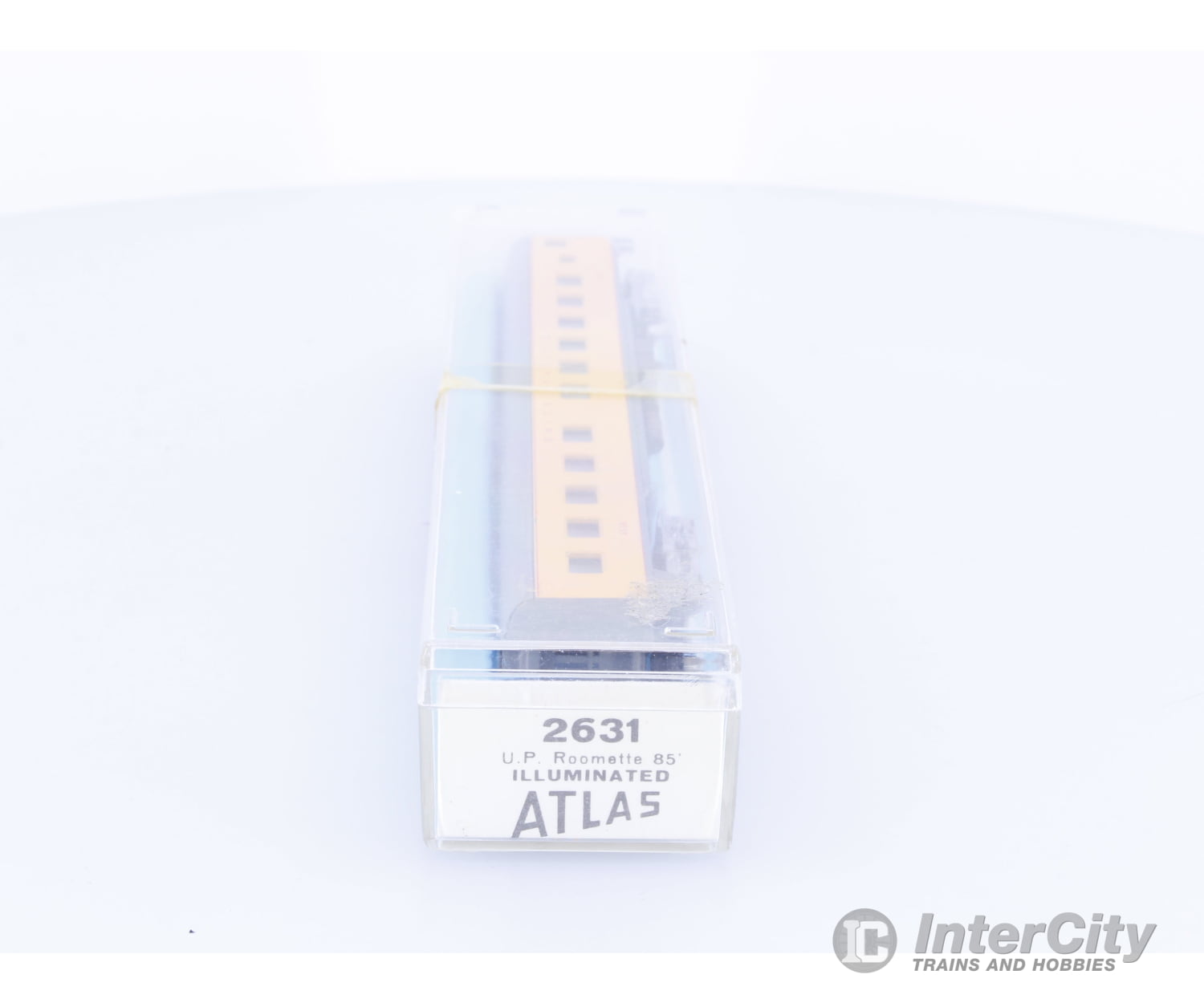 Atlas 2631 N 85’ Illuminated Roomette Car Union Pacific (UP) 4056 Passenger Cars